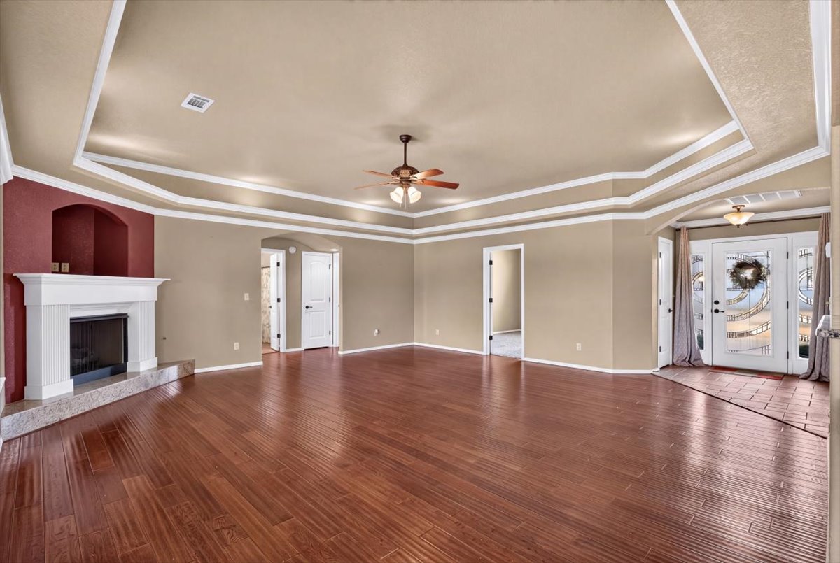 23570 Wolf Valley Road Property Photo 14