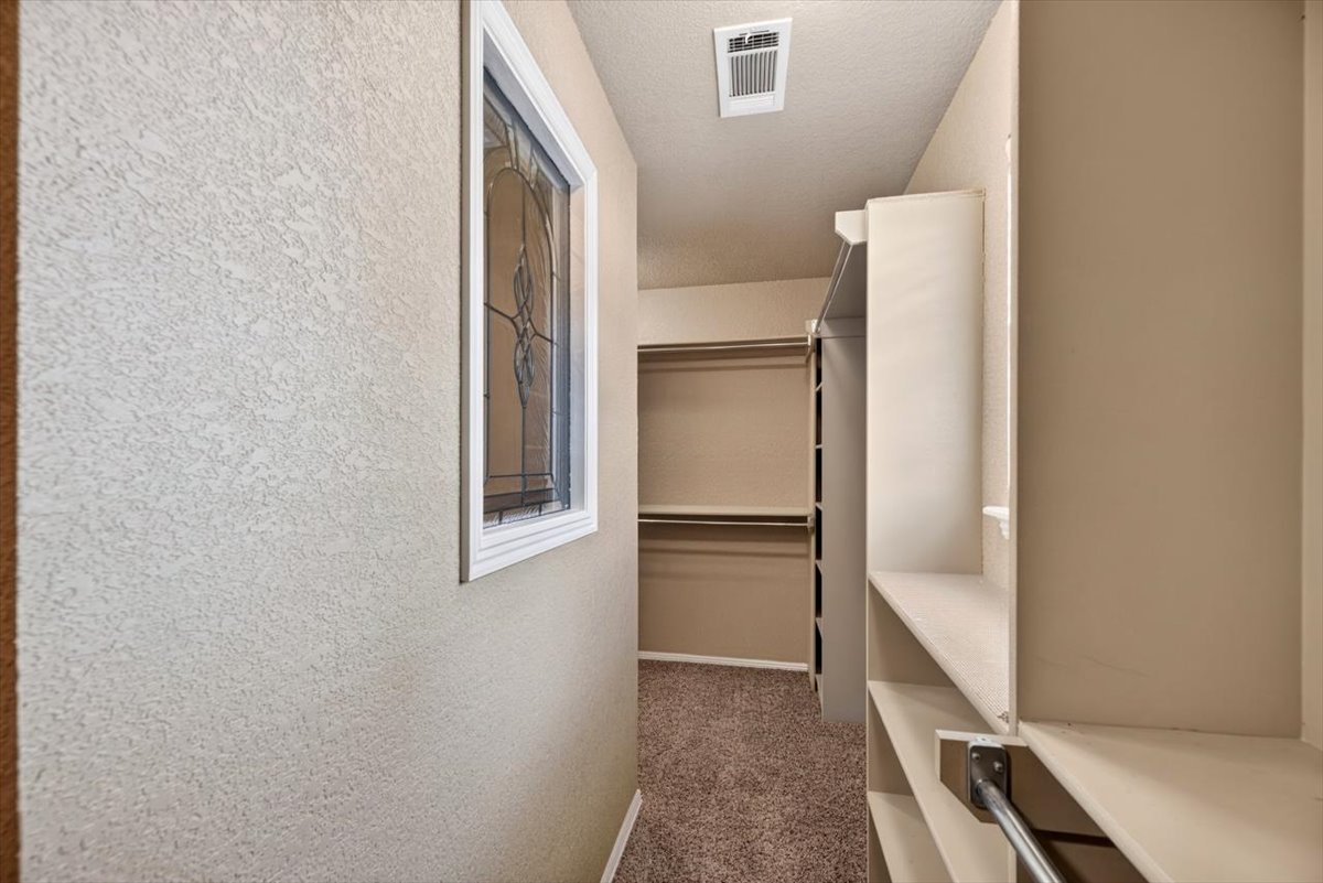 23570 Wolf Valley Road Property Photo 29