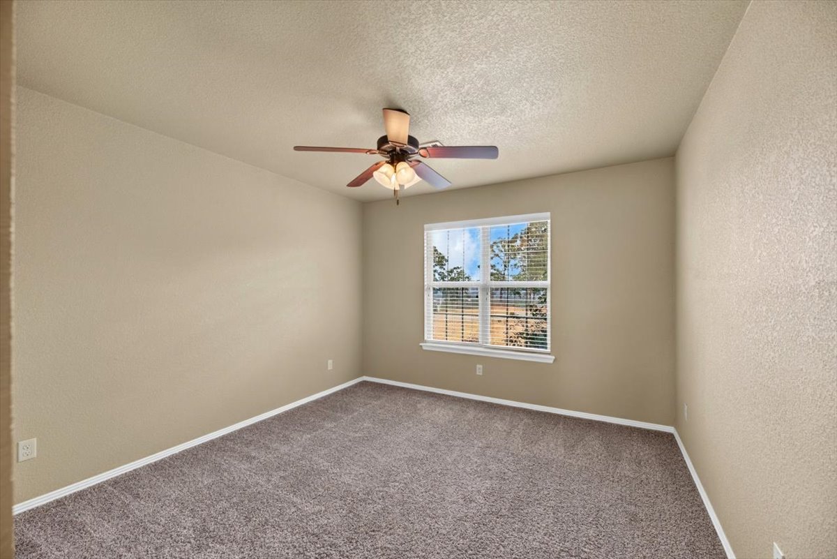 23570 Wolf Valley Road Property Photo 35