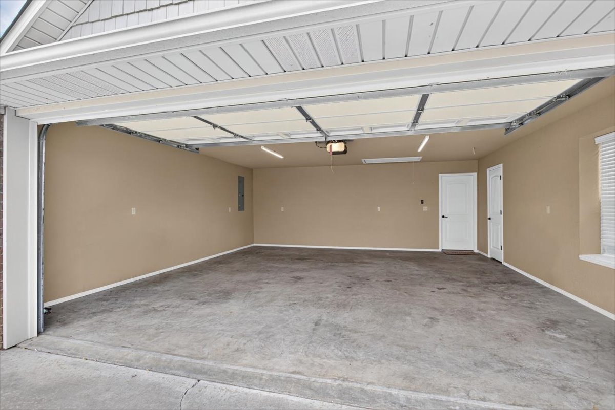 23570 Wolf Valley Road Property Photo 38