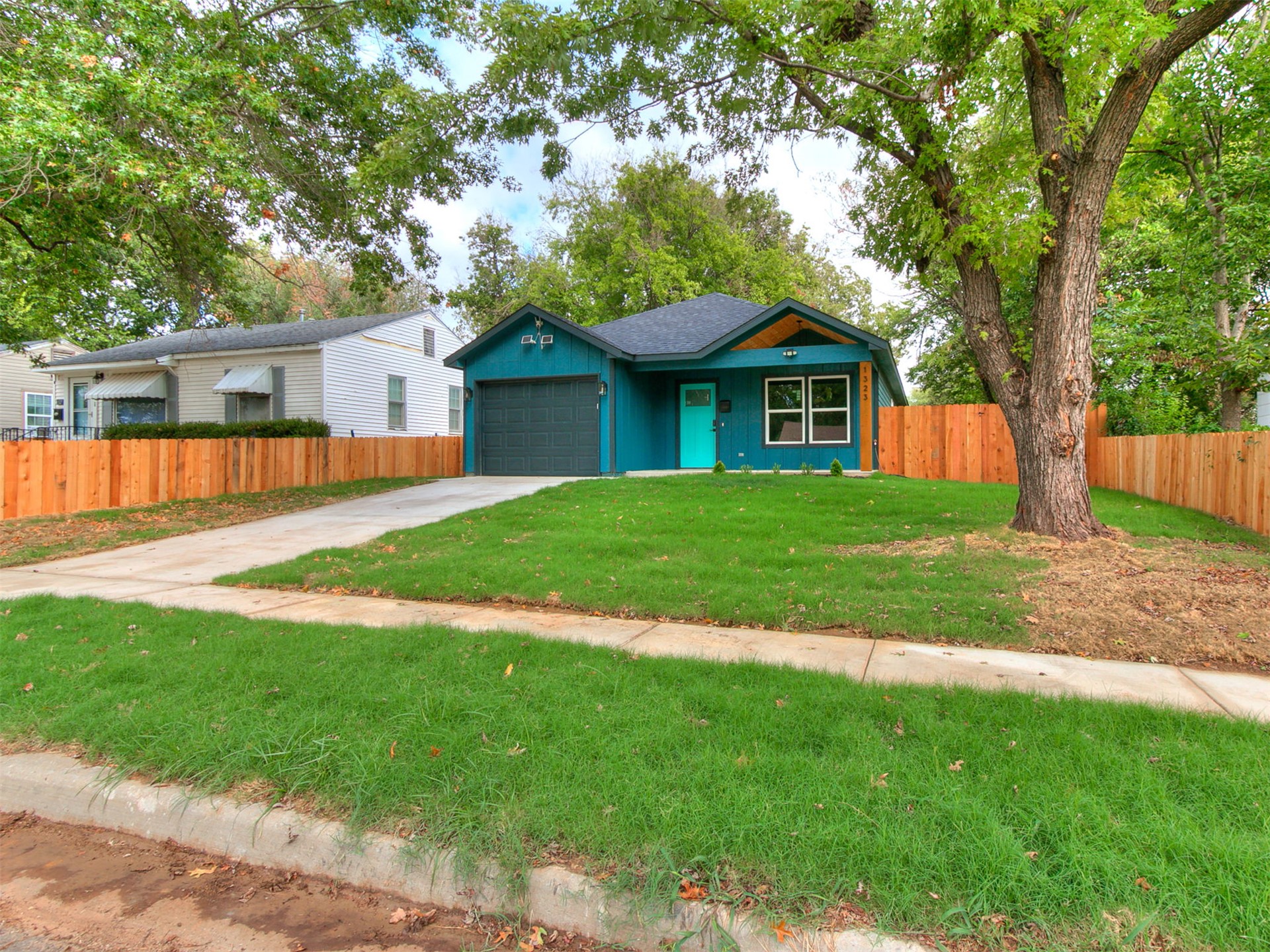 1323 N Toledo Avenue Property Photo 5