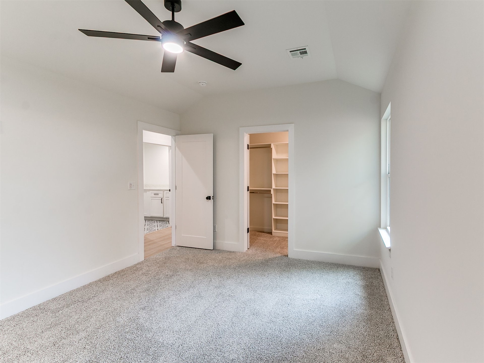 1323 N Toledo Avenue Property Photo 19
