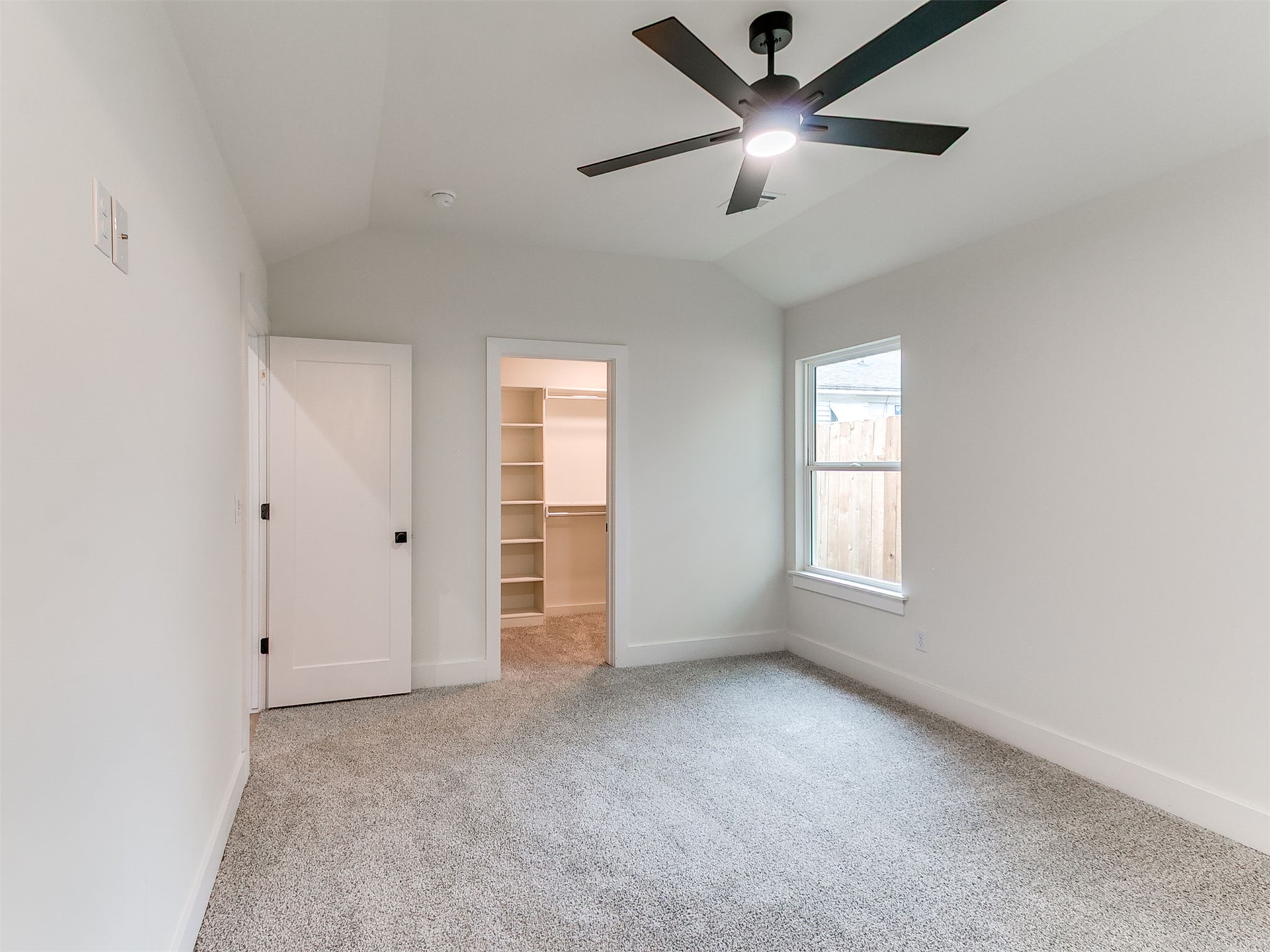 1323 N Toledo Avenue Property Photo 20