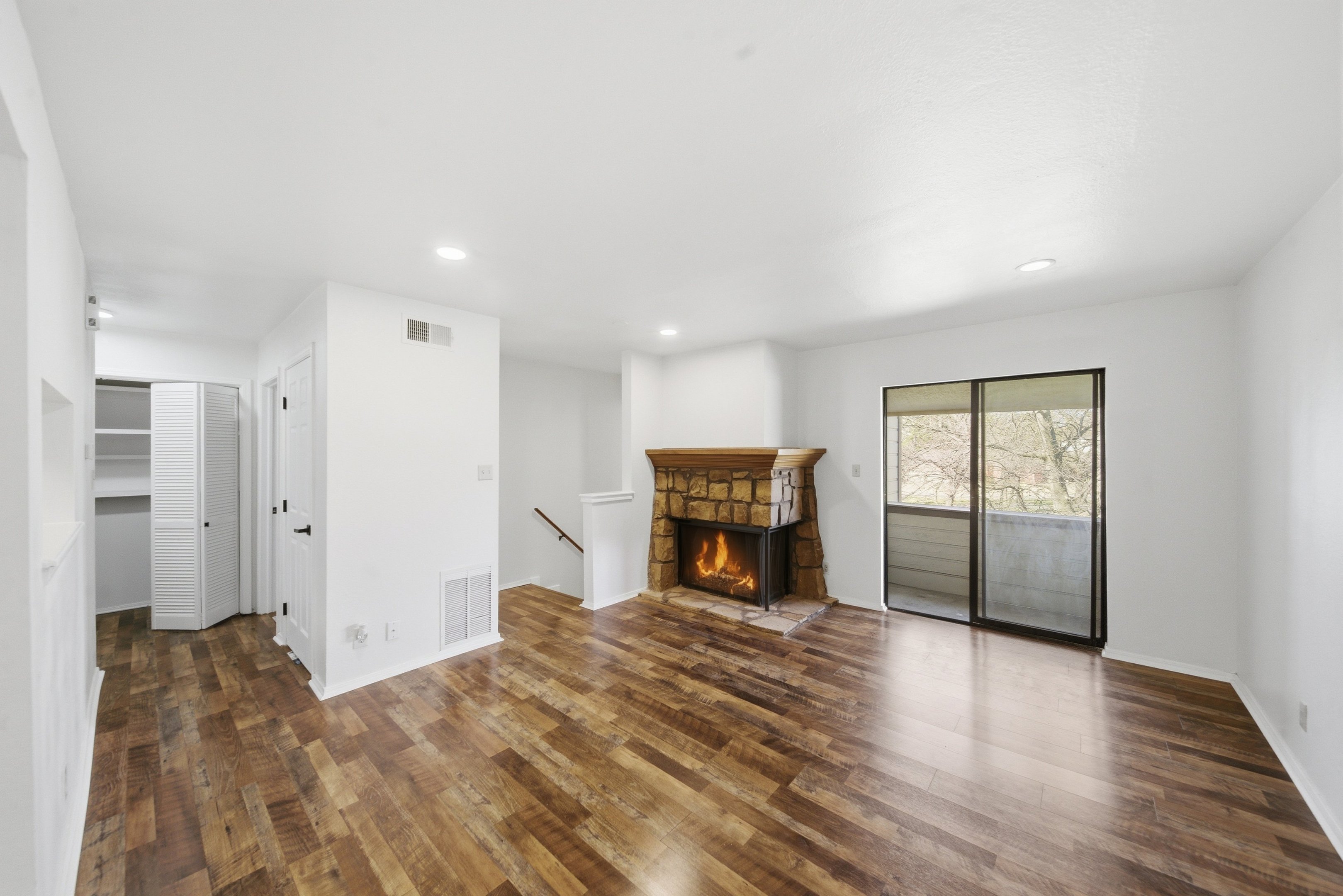 6364 S 80th East Avenue G Property Photo 6