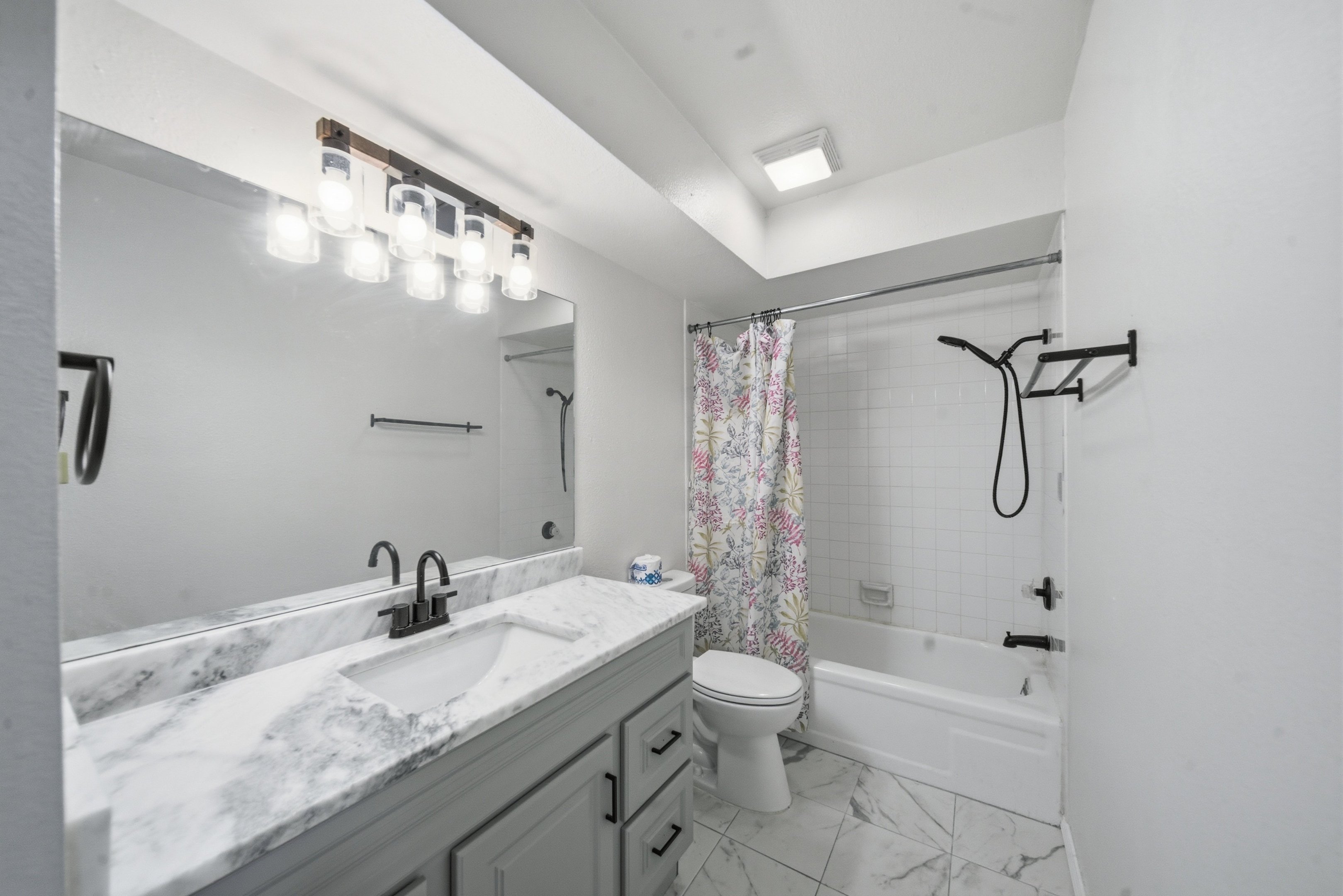 6364 S 80th East Avenue G Property Photo 27