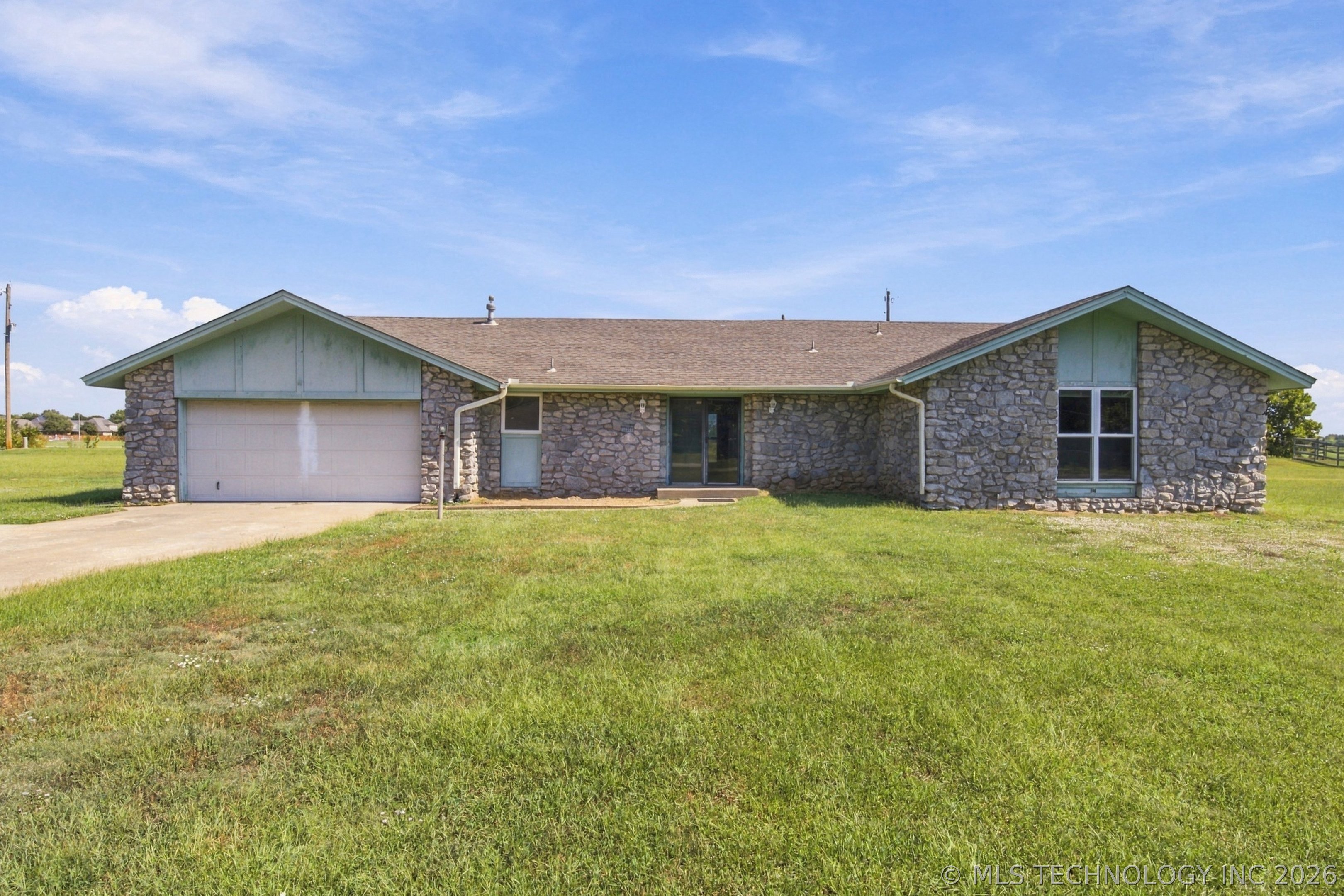 12203 S 88th East Avenue Property Photo 1