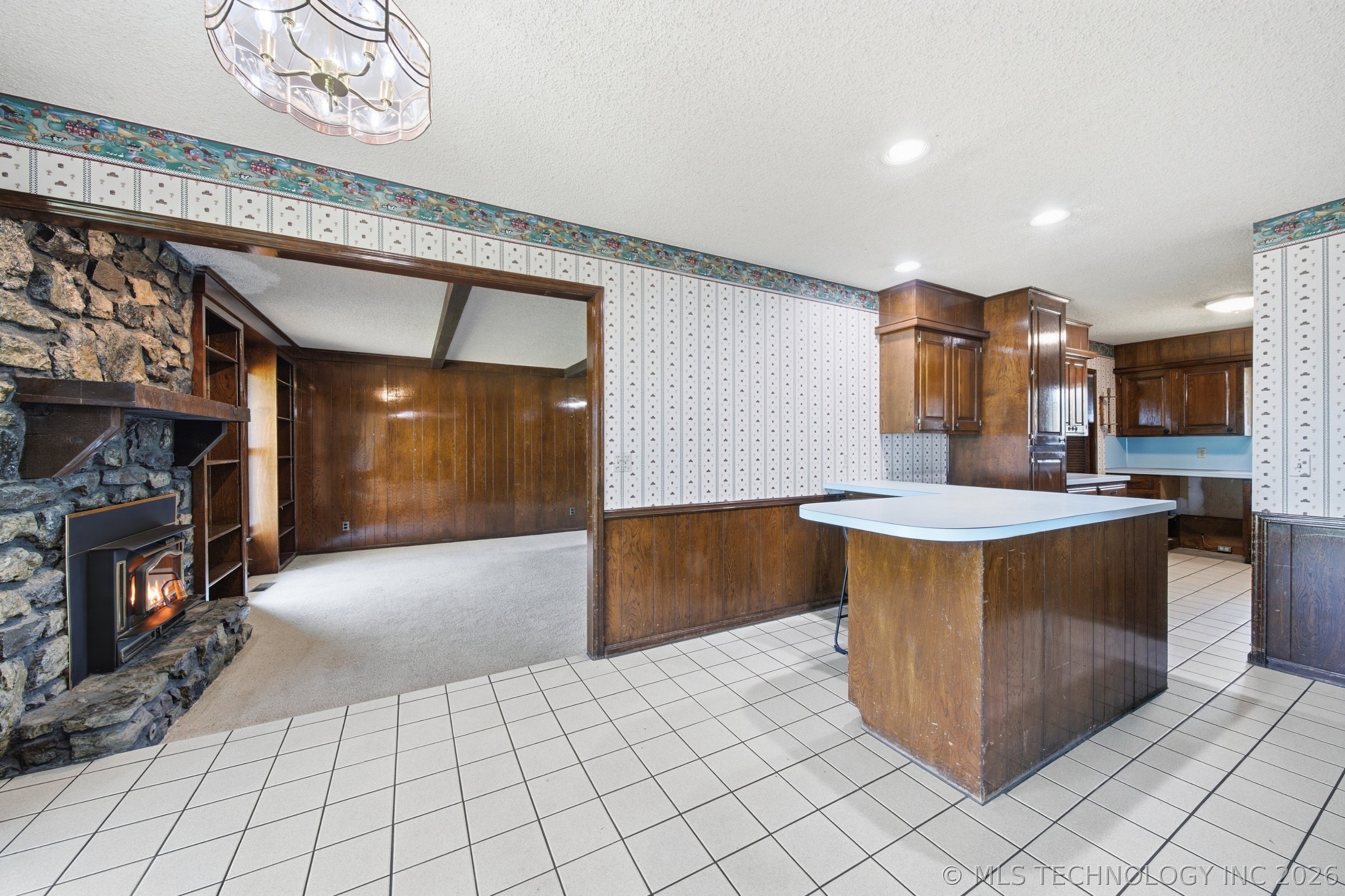 12203 S 88th East Avenue Property Photo 10