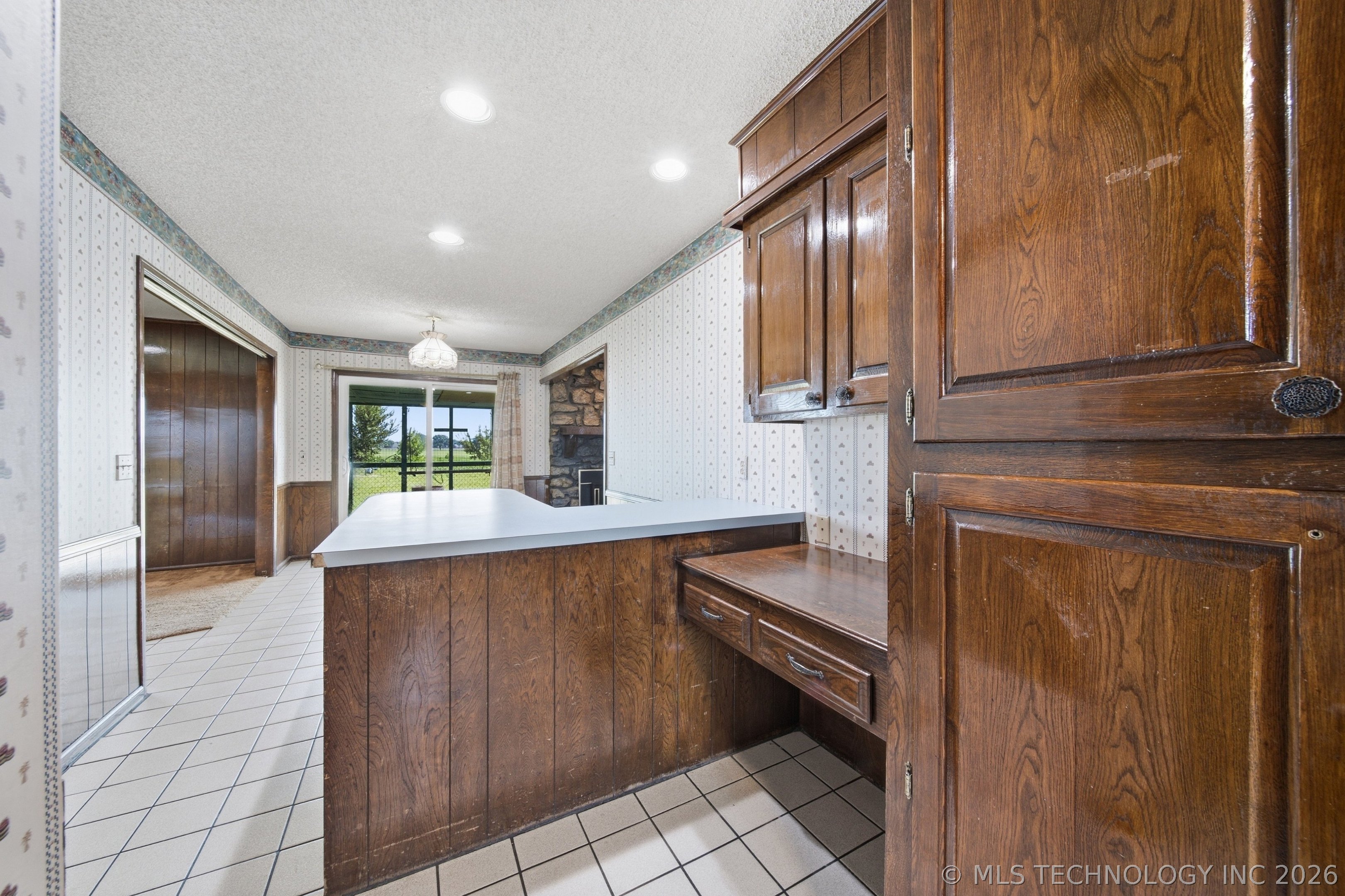 12203 S 88th East Avenue Property Photo 16