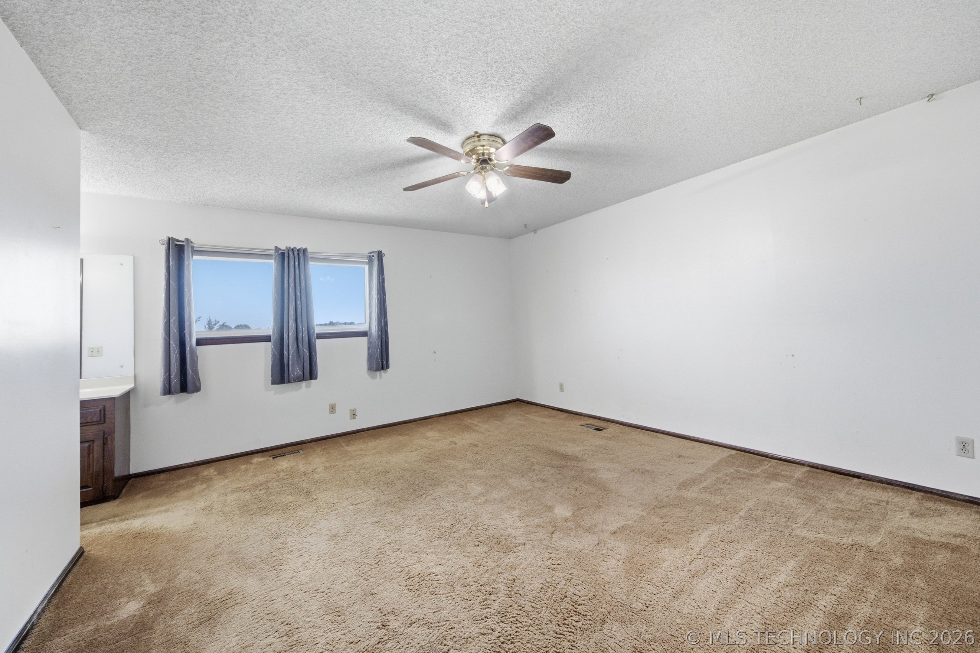 12203 S 88th East Avenue Property Photo 21