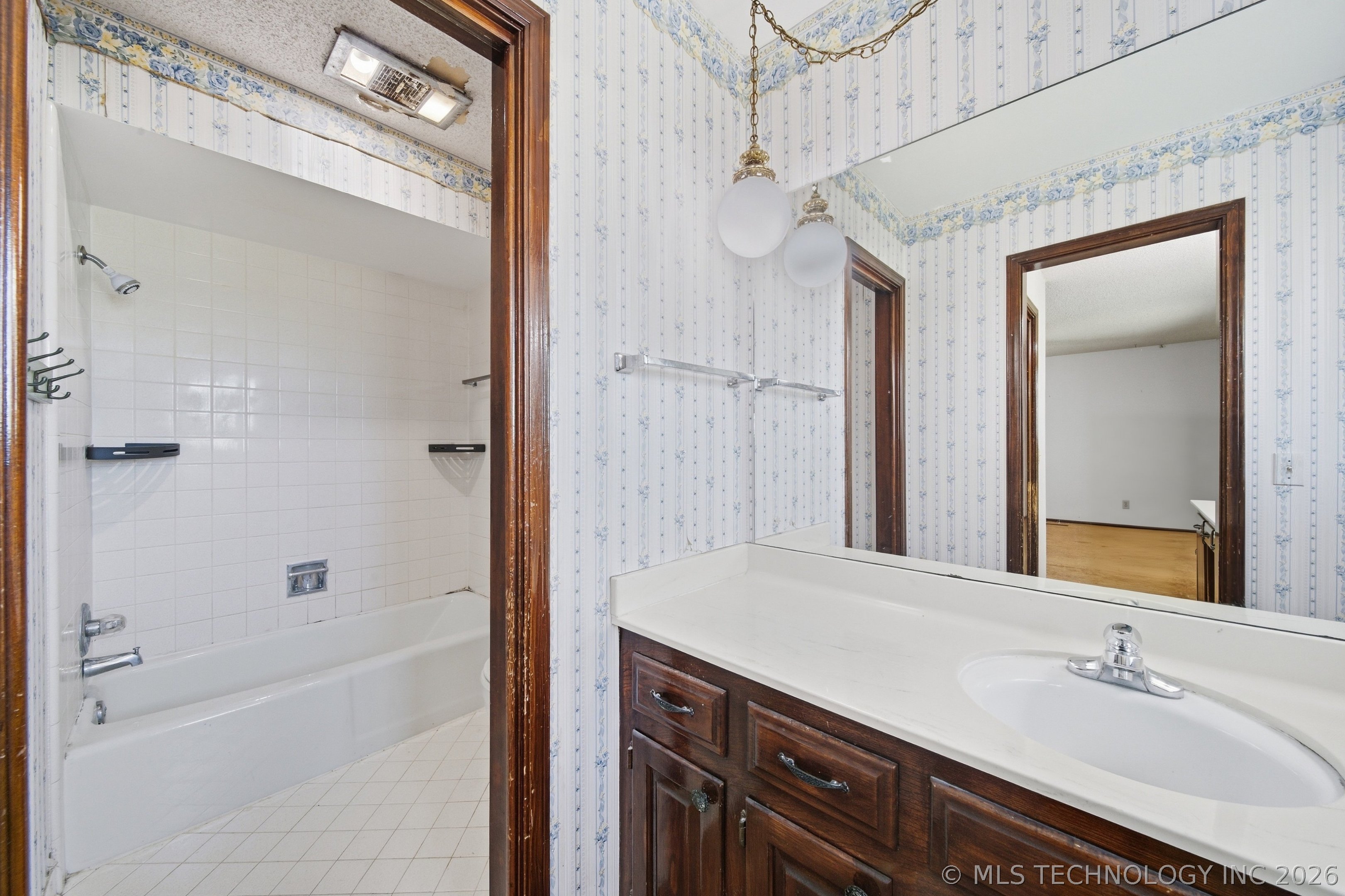 12203 S 88th East Avenue Property Photo 30