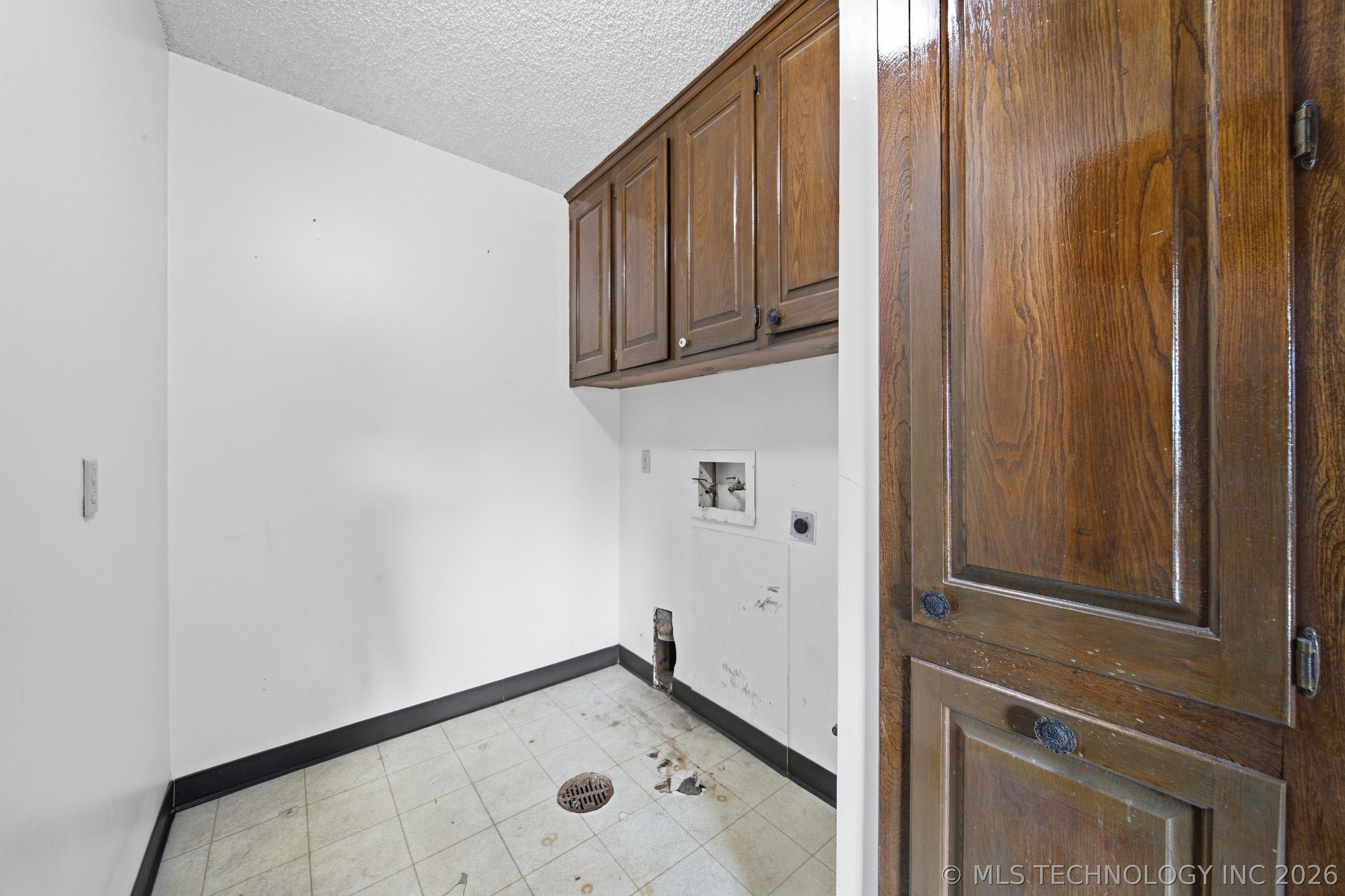 12203 S 88th East Avenue Property Photo 34
