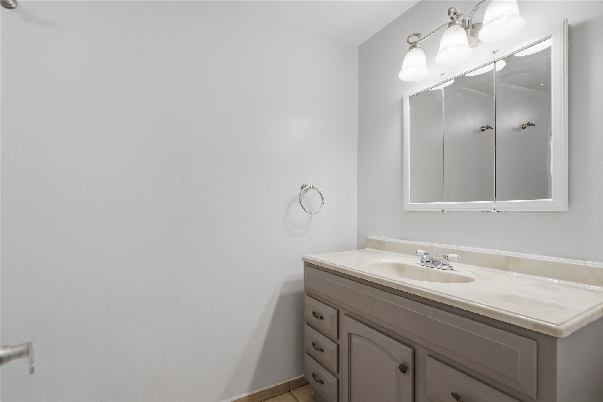 10920 E 3rd Street Property Photo 14