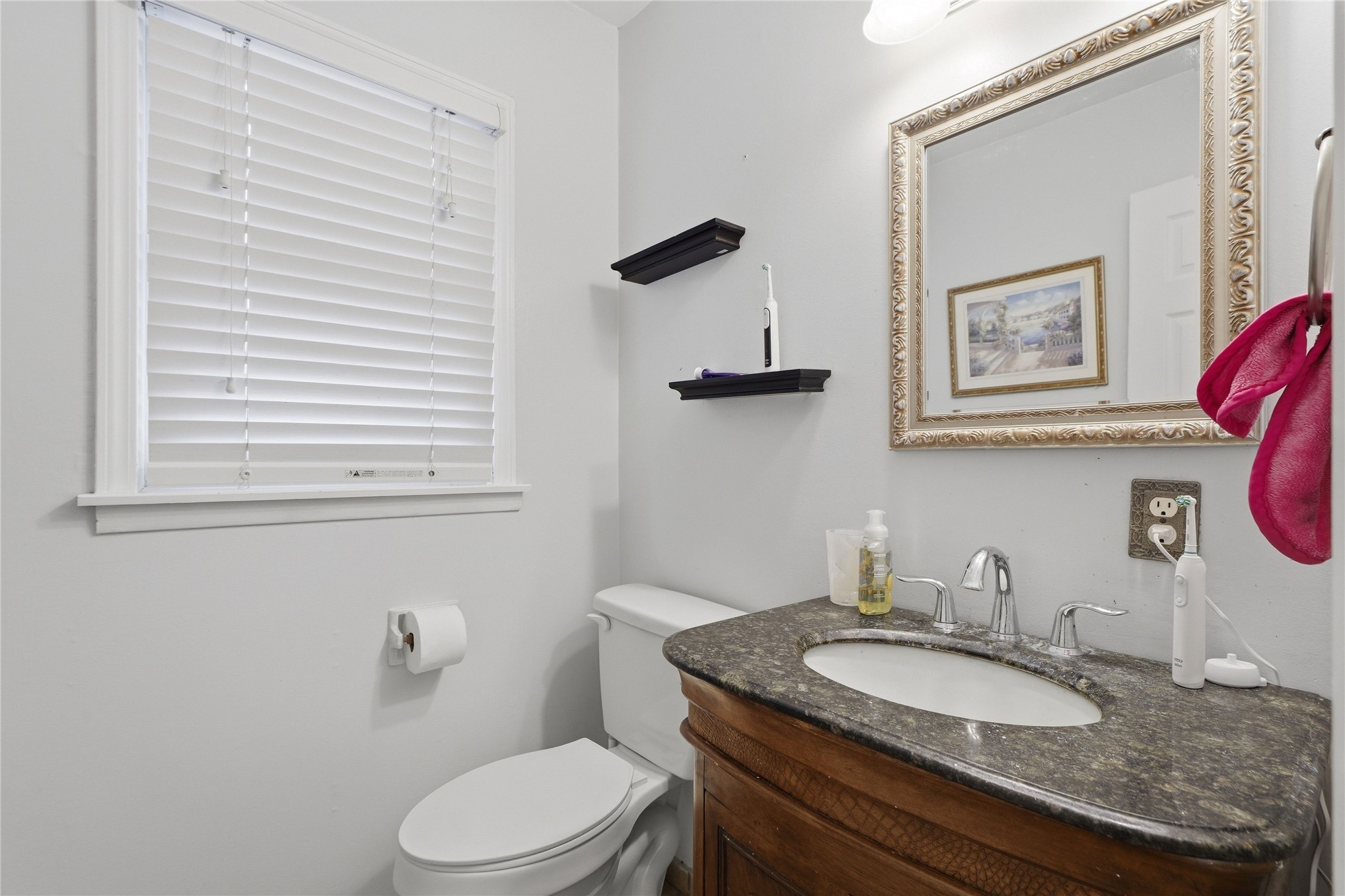 10920 E 3rd Street Property Photo 19