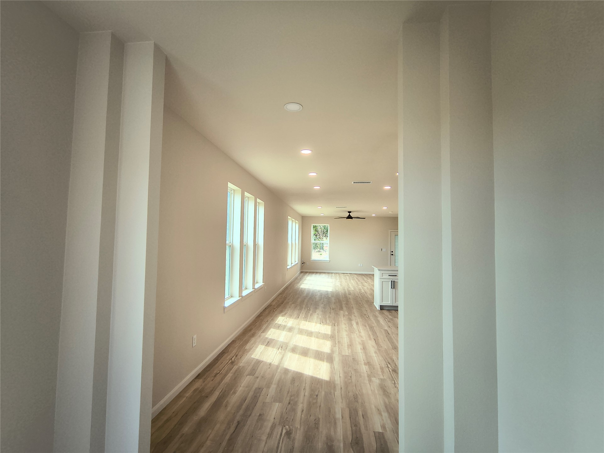 2112 N Trenton Avenue Property Photo 11
