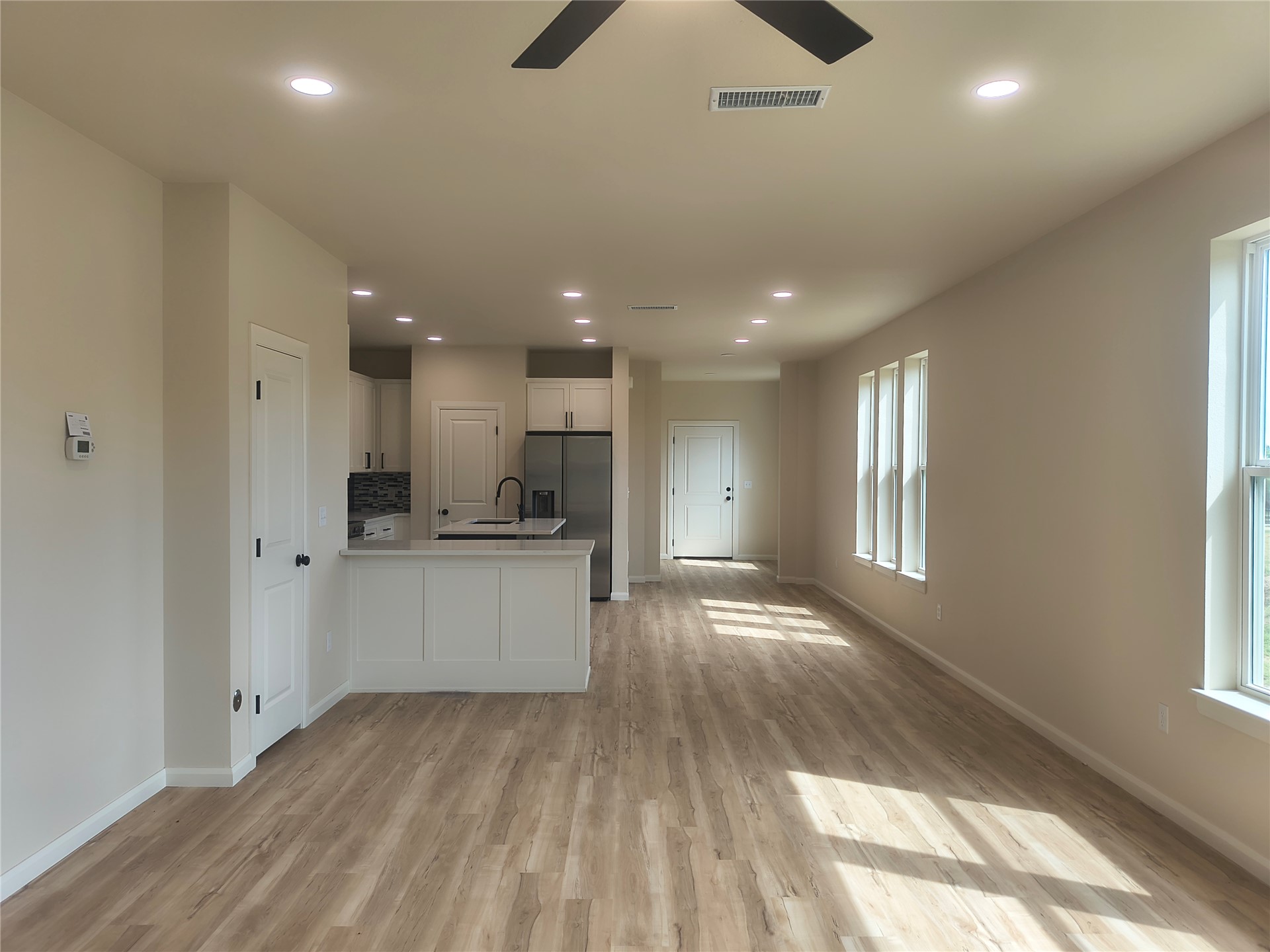 2112 N Trenton Avenue Property Photo 28