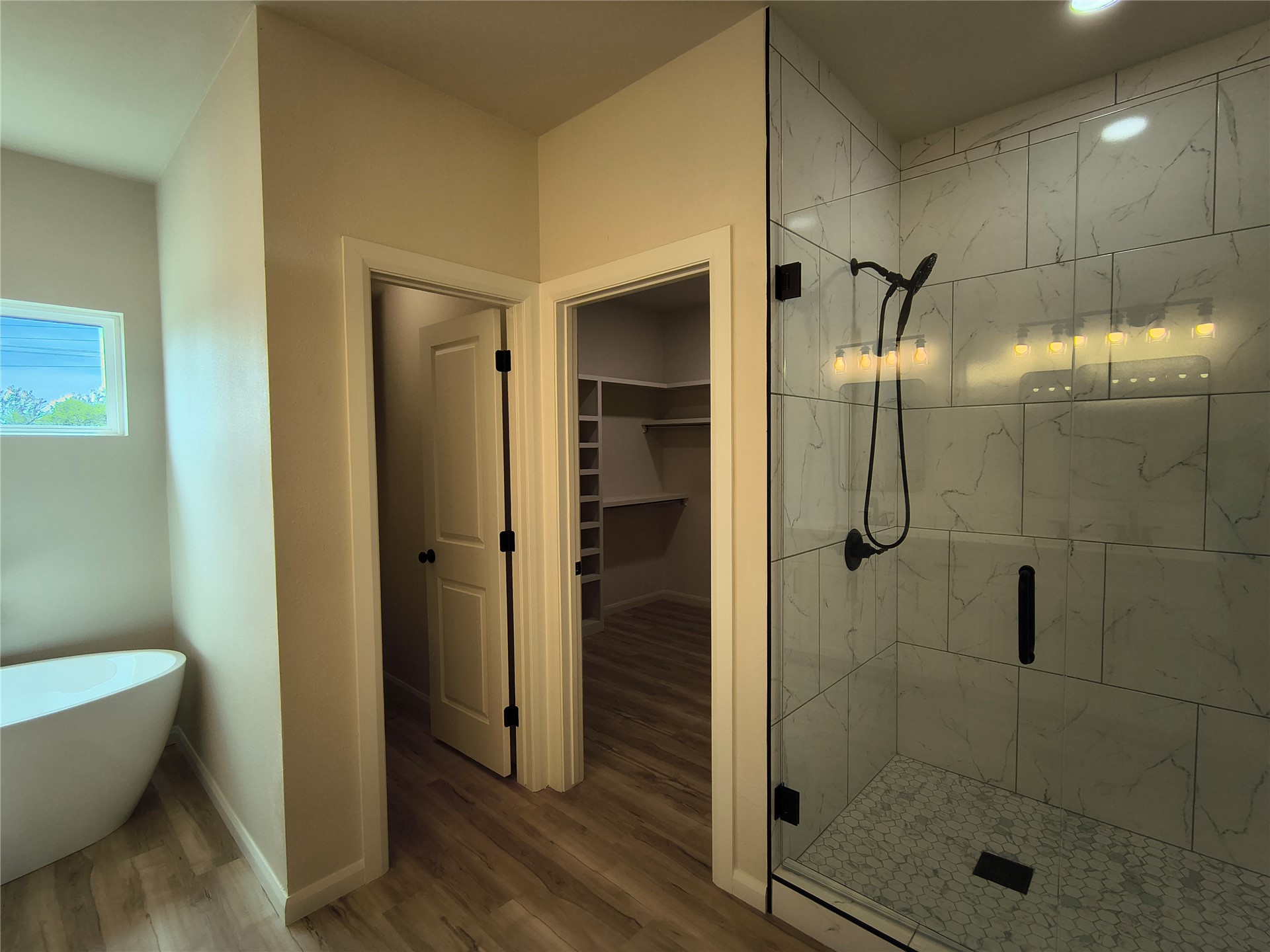 2112 N Trenton Avenue Property Photo 49