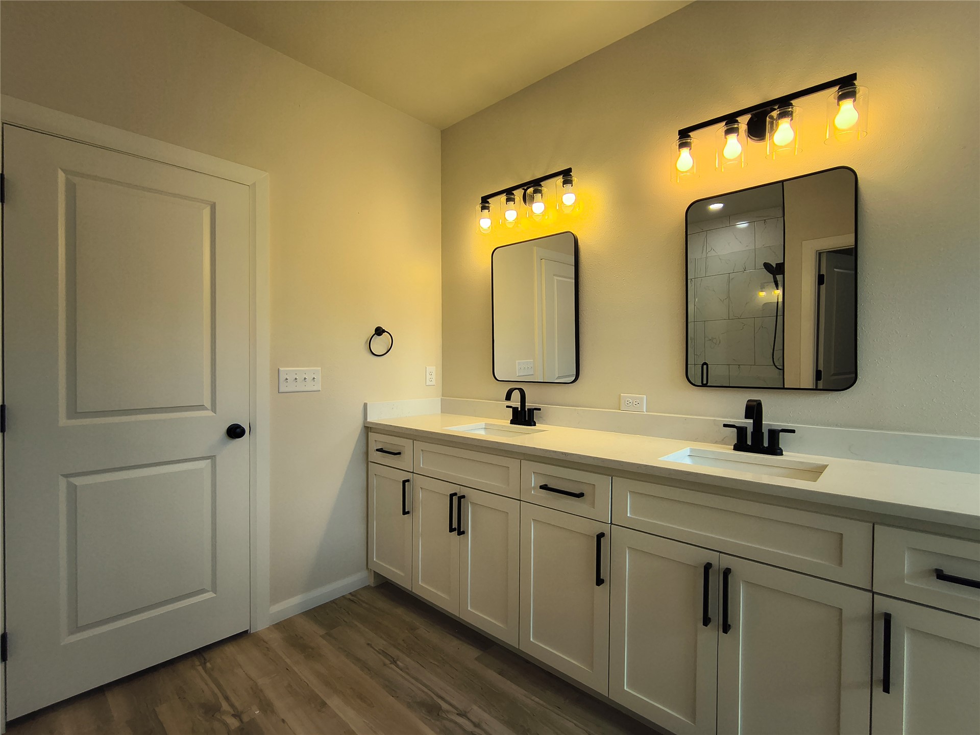 2112 N Trenton Avenue Property Photo 53