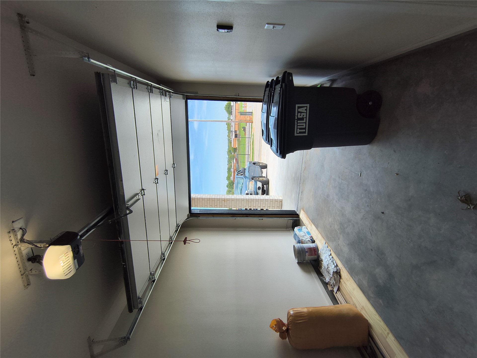 2112 N Trenton Avenue Property Photo 65