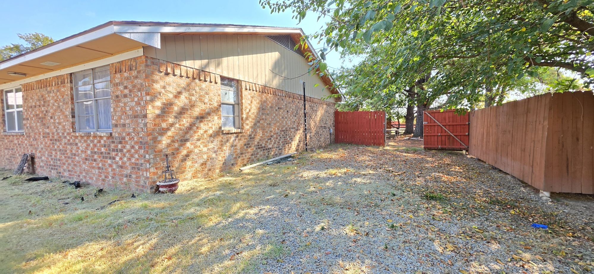 107903 4570 Road W Property Photo 2