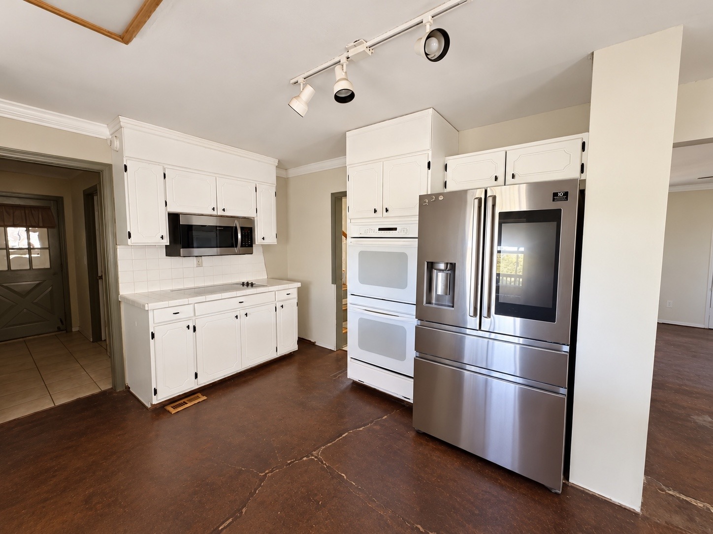 4721 Dogwood Road Property Photo 8