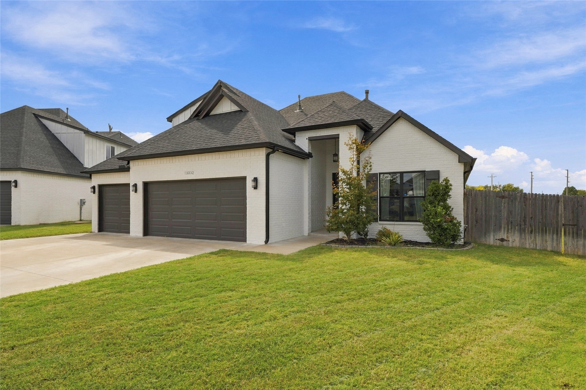 13032 S Cedar Street Property Photo 1