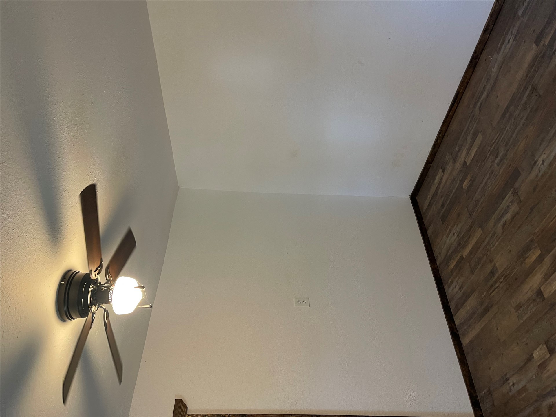 12078 S Forrest Hill Road Property Photo 9