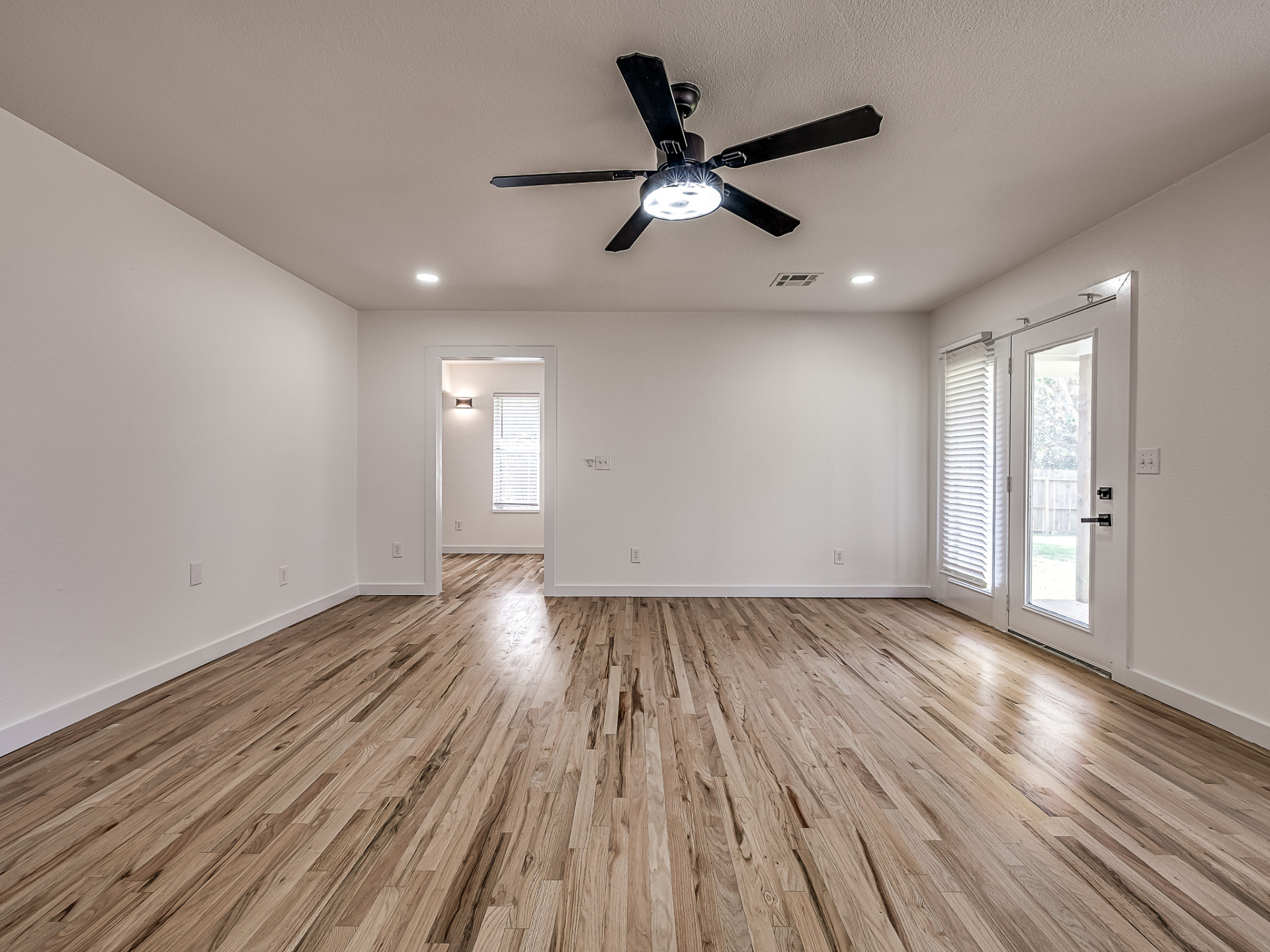 2900 E Reno Street Property Photo 15