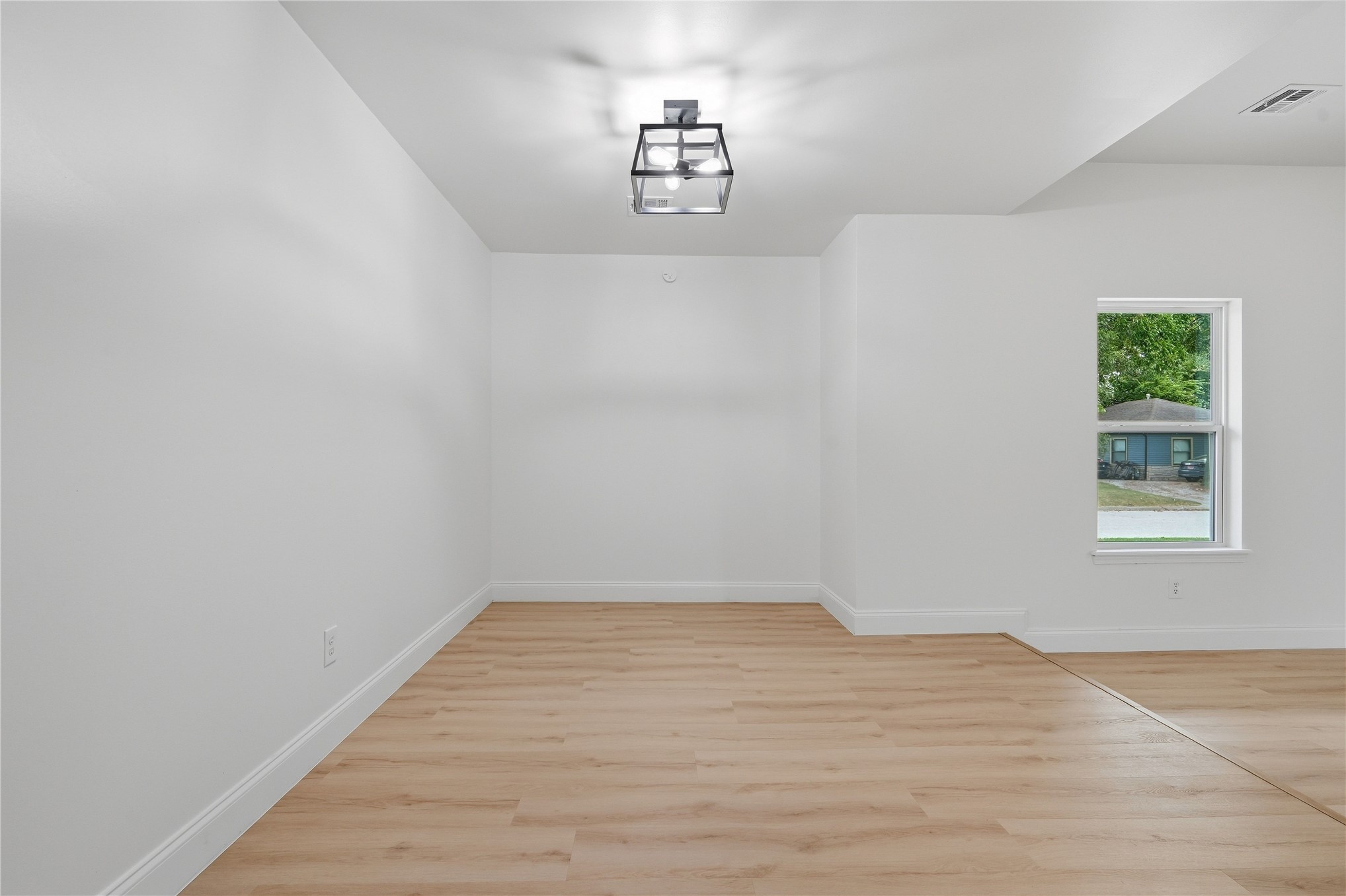 4204 S 35th West Avenue Property Photo 10