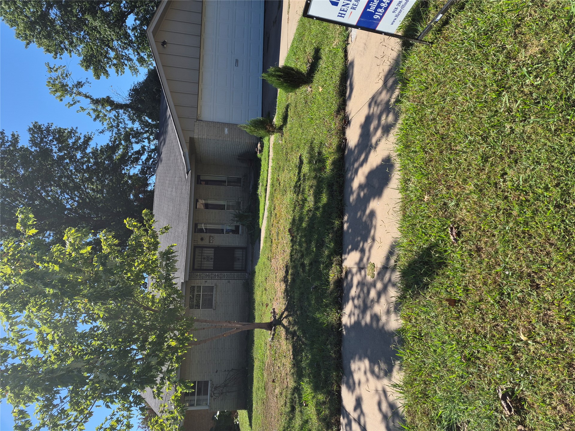 11020 E 17th Street N Property Photo 2