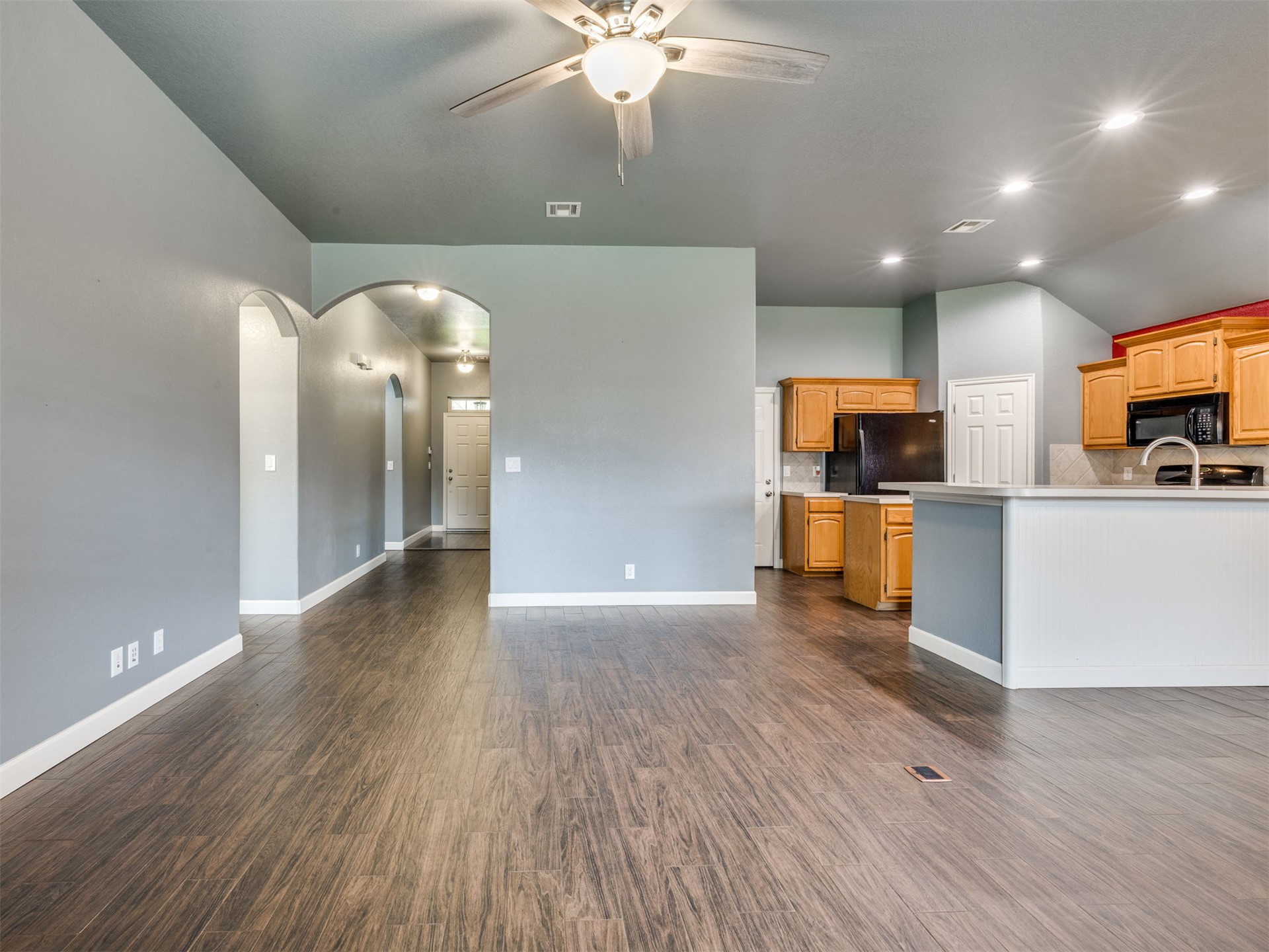 21677 E 39th Place Property Photo 11