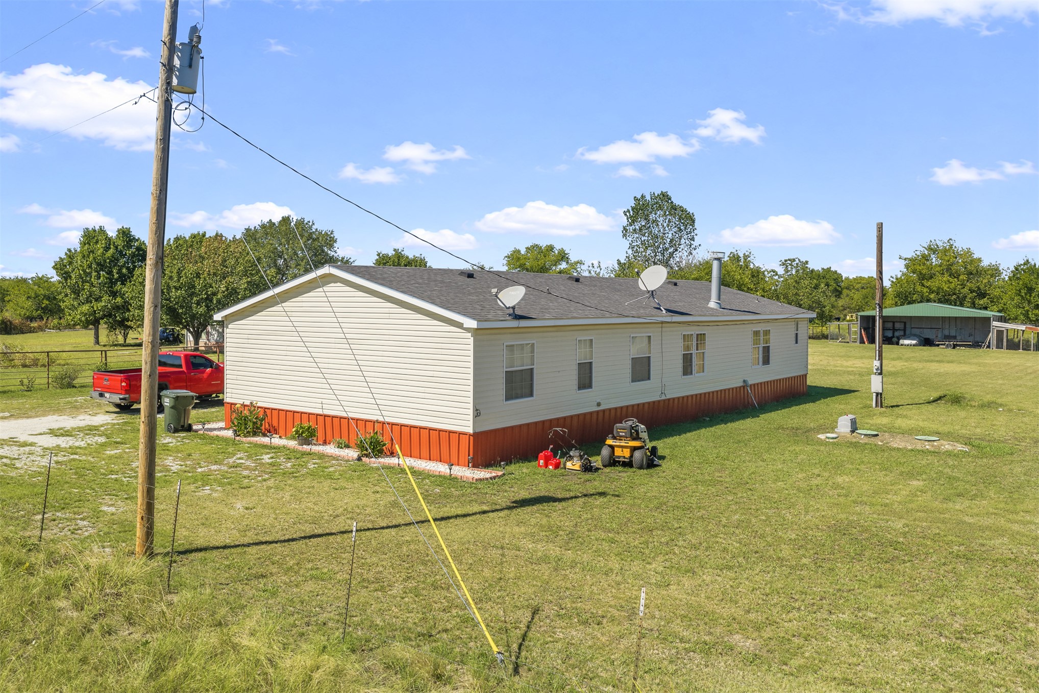 23066 Pettijohn Springs Property Photo 35