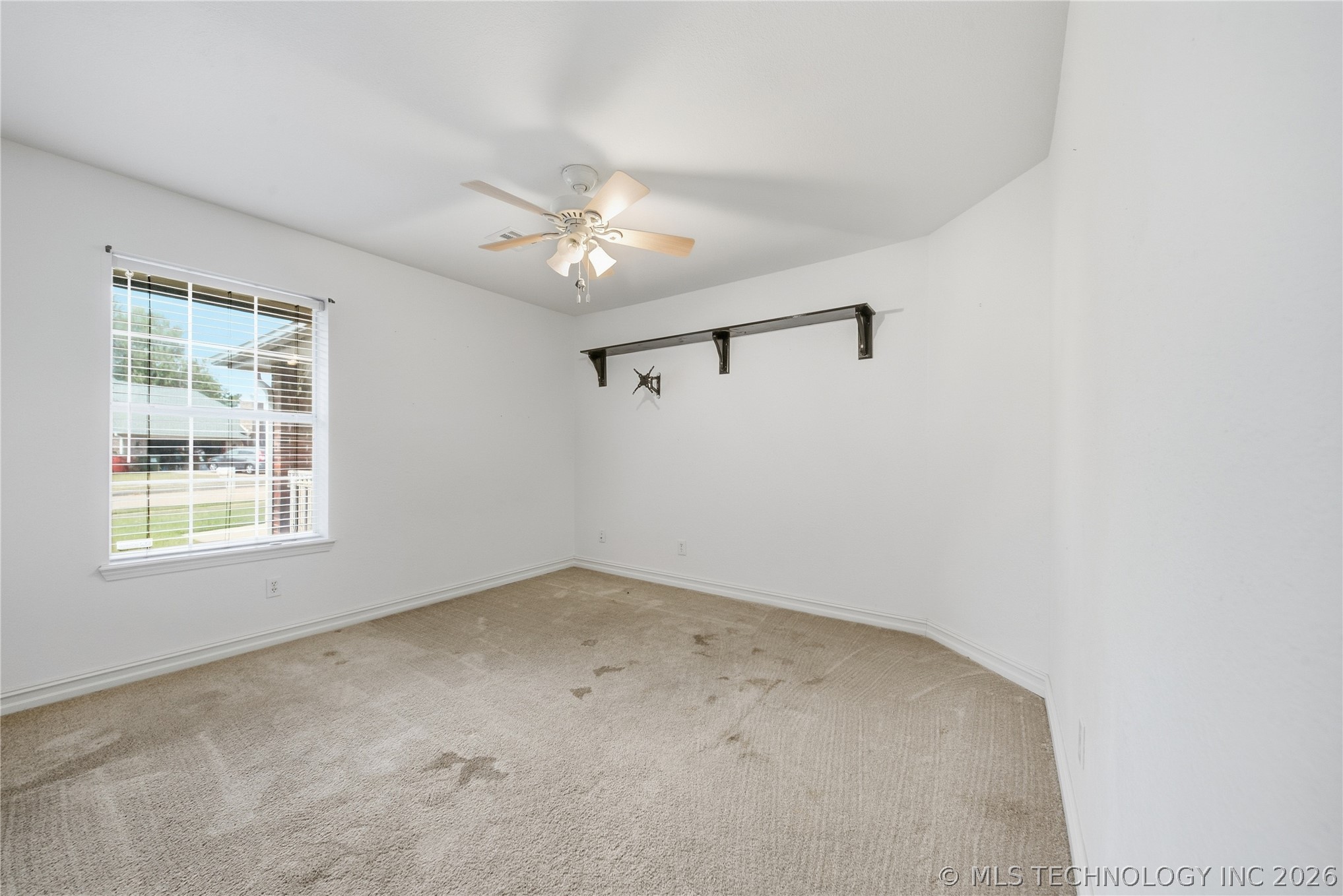 7721 N 132nd East Avenue Property Photo 18