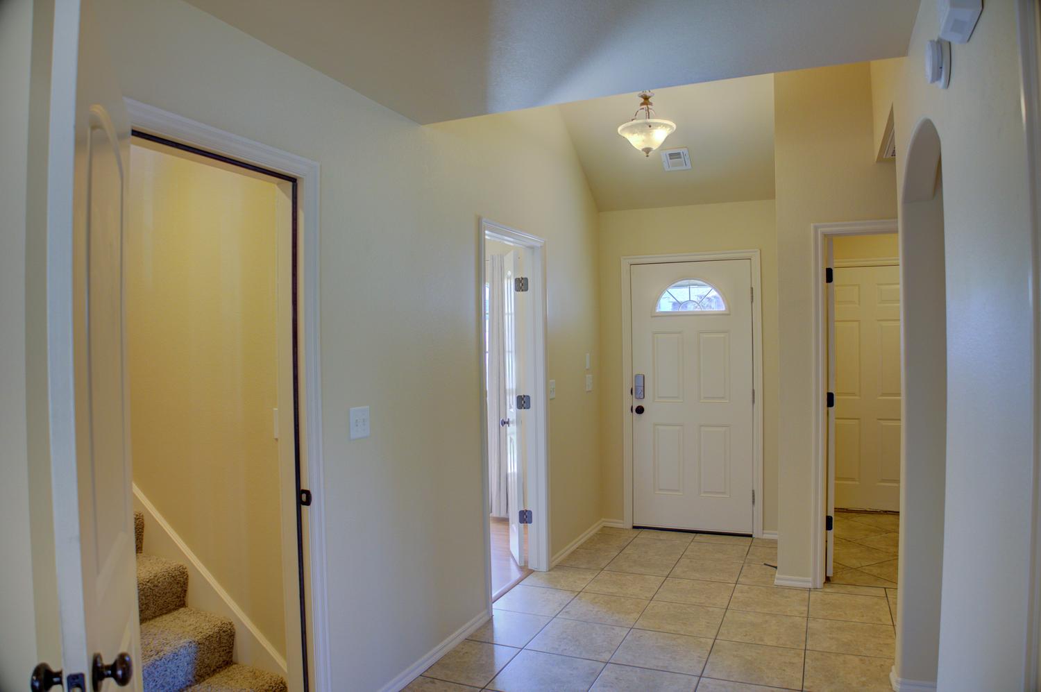 9227 Freedom Avenue Property Photo 6