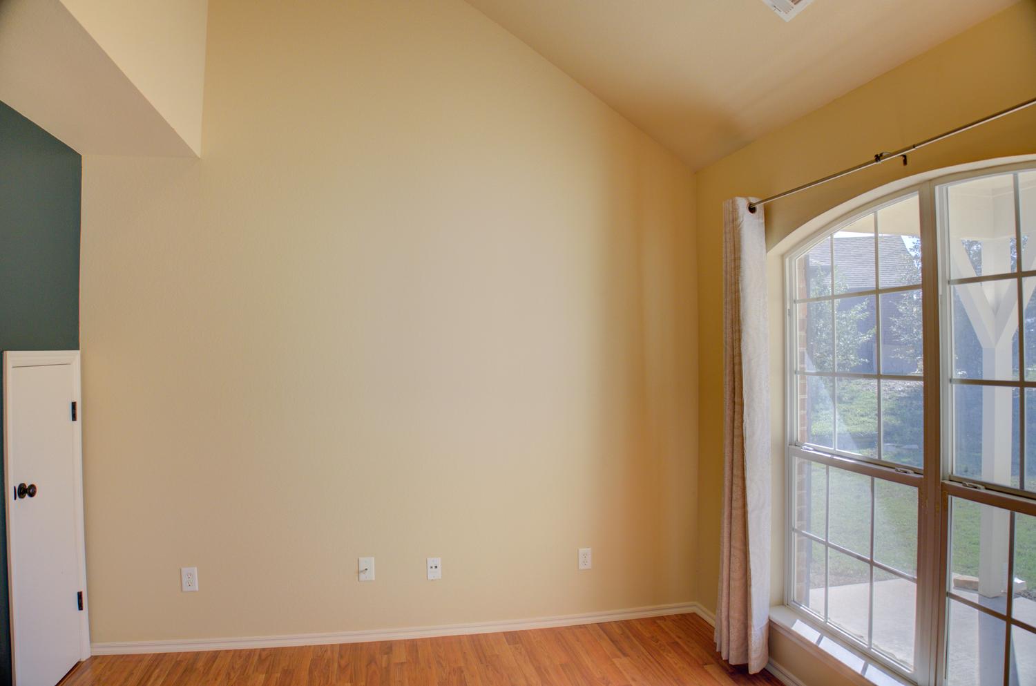 9227 Freedom Avenue Property Photo 9