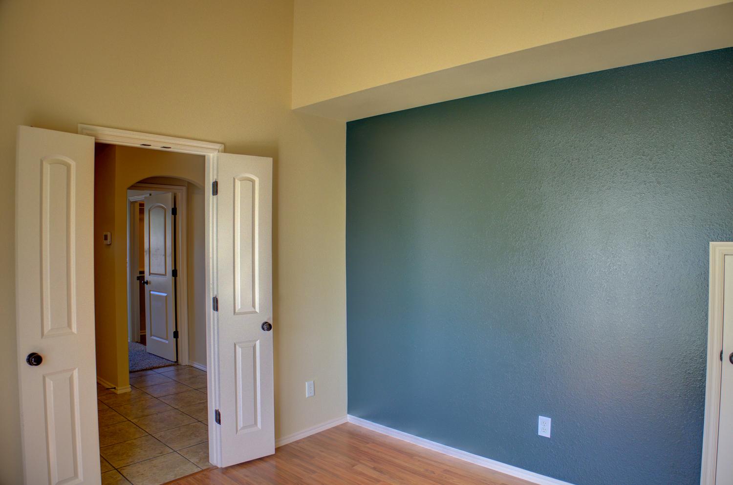9227 Freedom Avenue Property Photo 11
