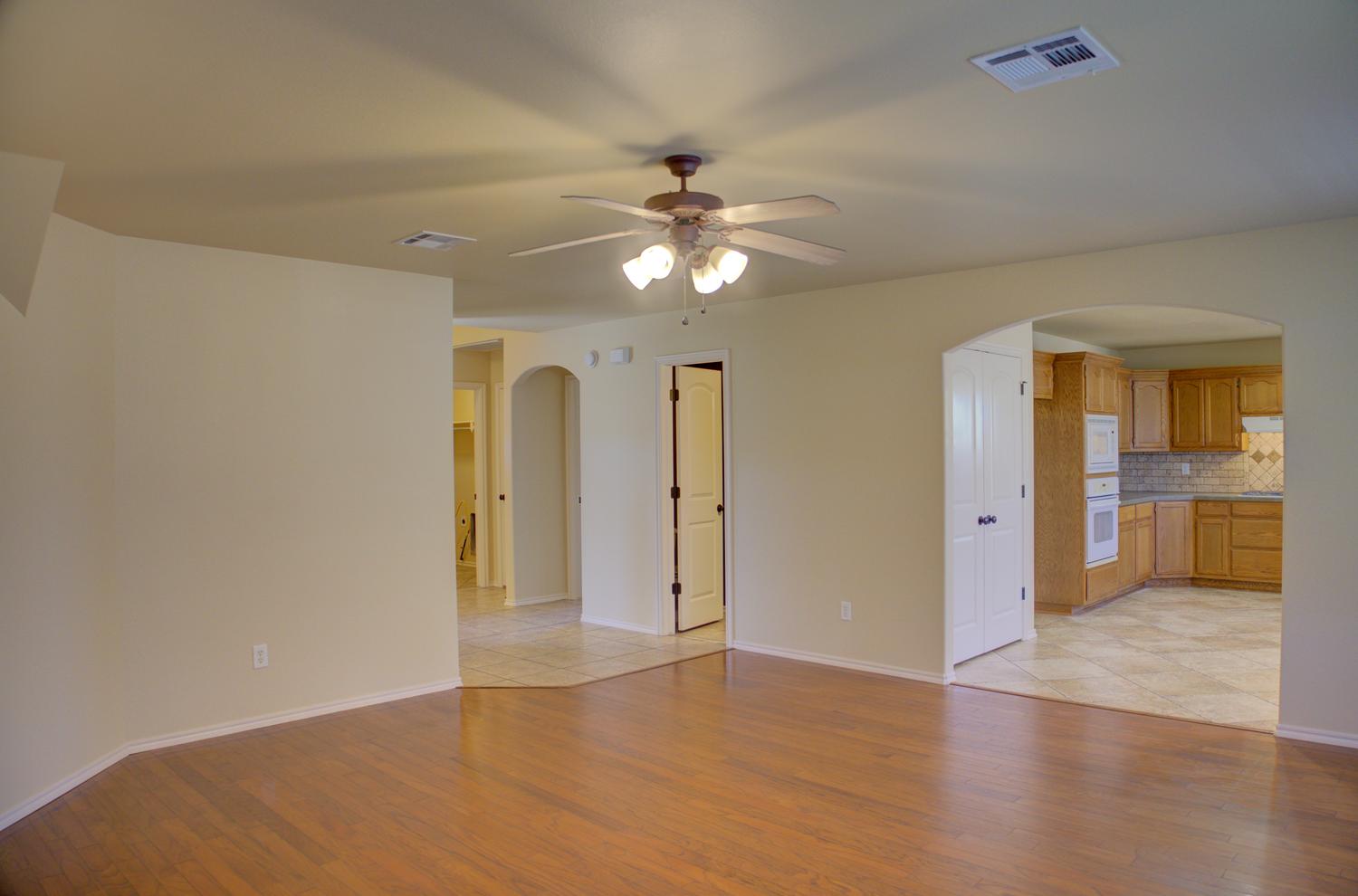 9227 Freedom Avenue Property Photo 17