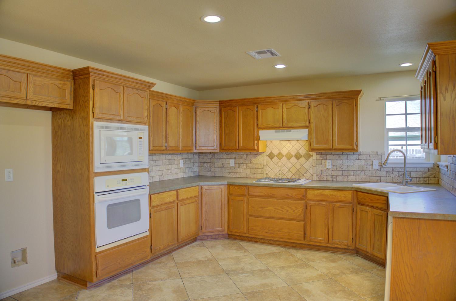 9227 Freedom Avenue Property Photo 22