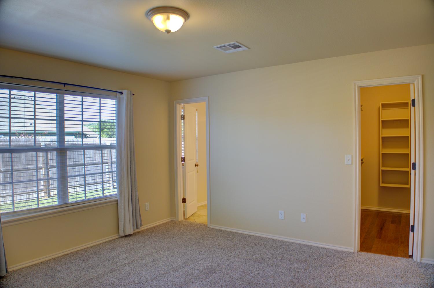 9227 Freedom Avenue Property Photo 31