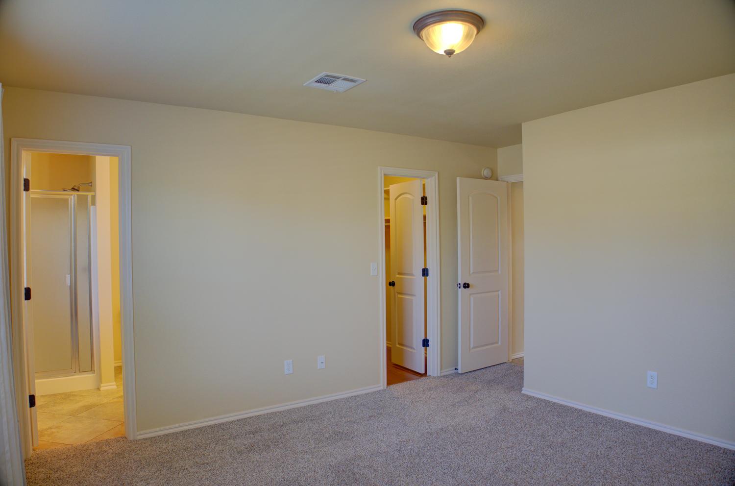 9227 Freedom Avenue Property Photo 32