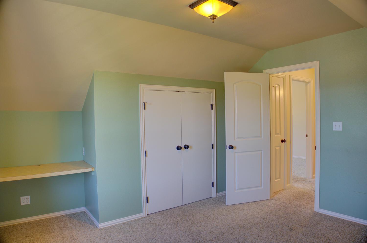 9227 Freedom Avenue Property Photo 48