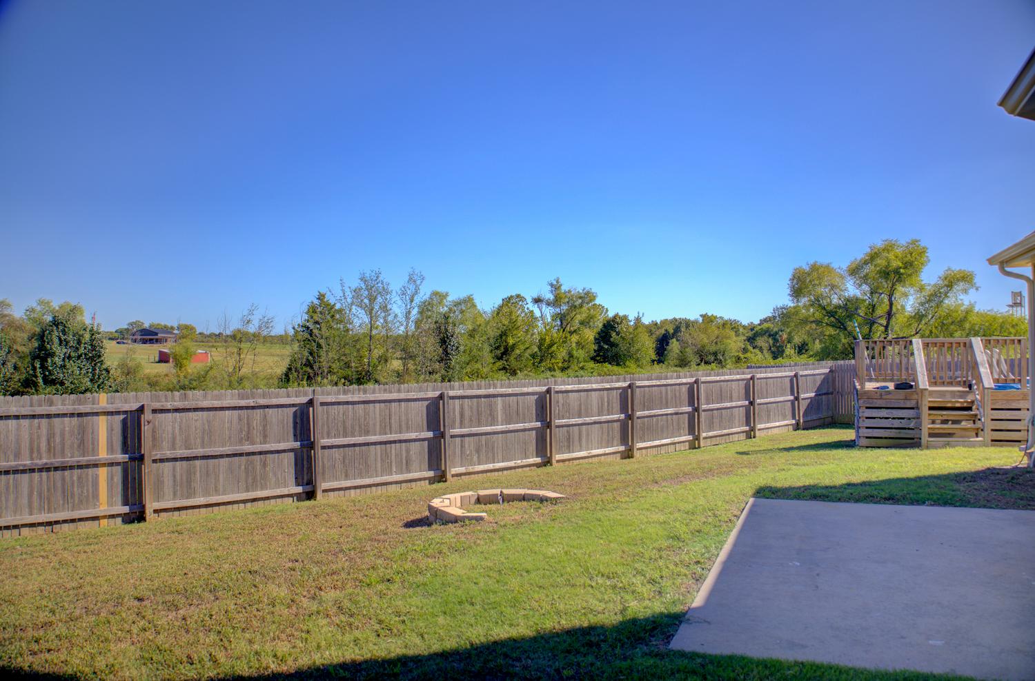 9227 Freedom Avenue Property Photo 50