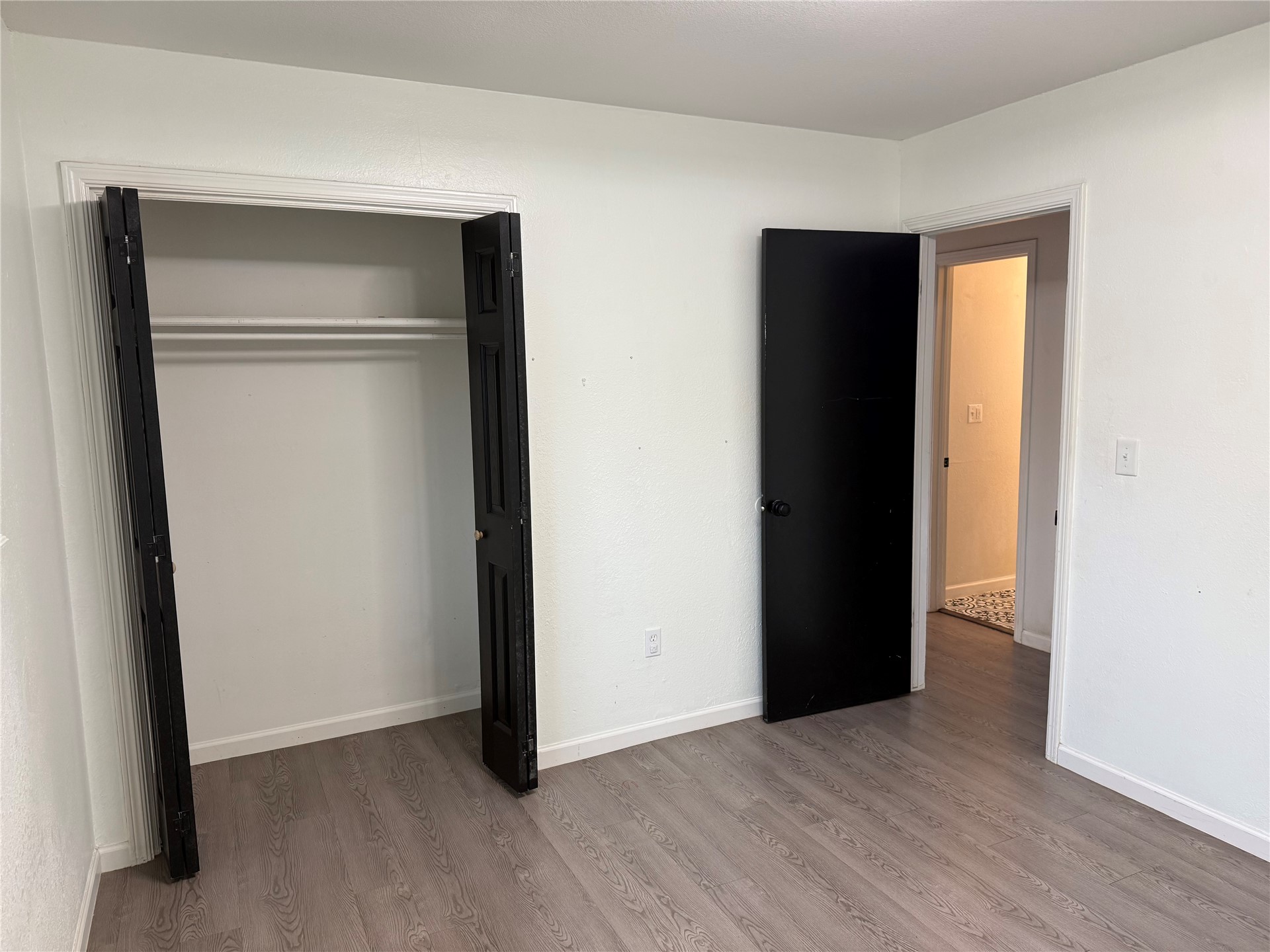 4819 S Spruce Drive Property Photo 13