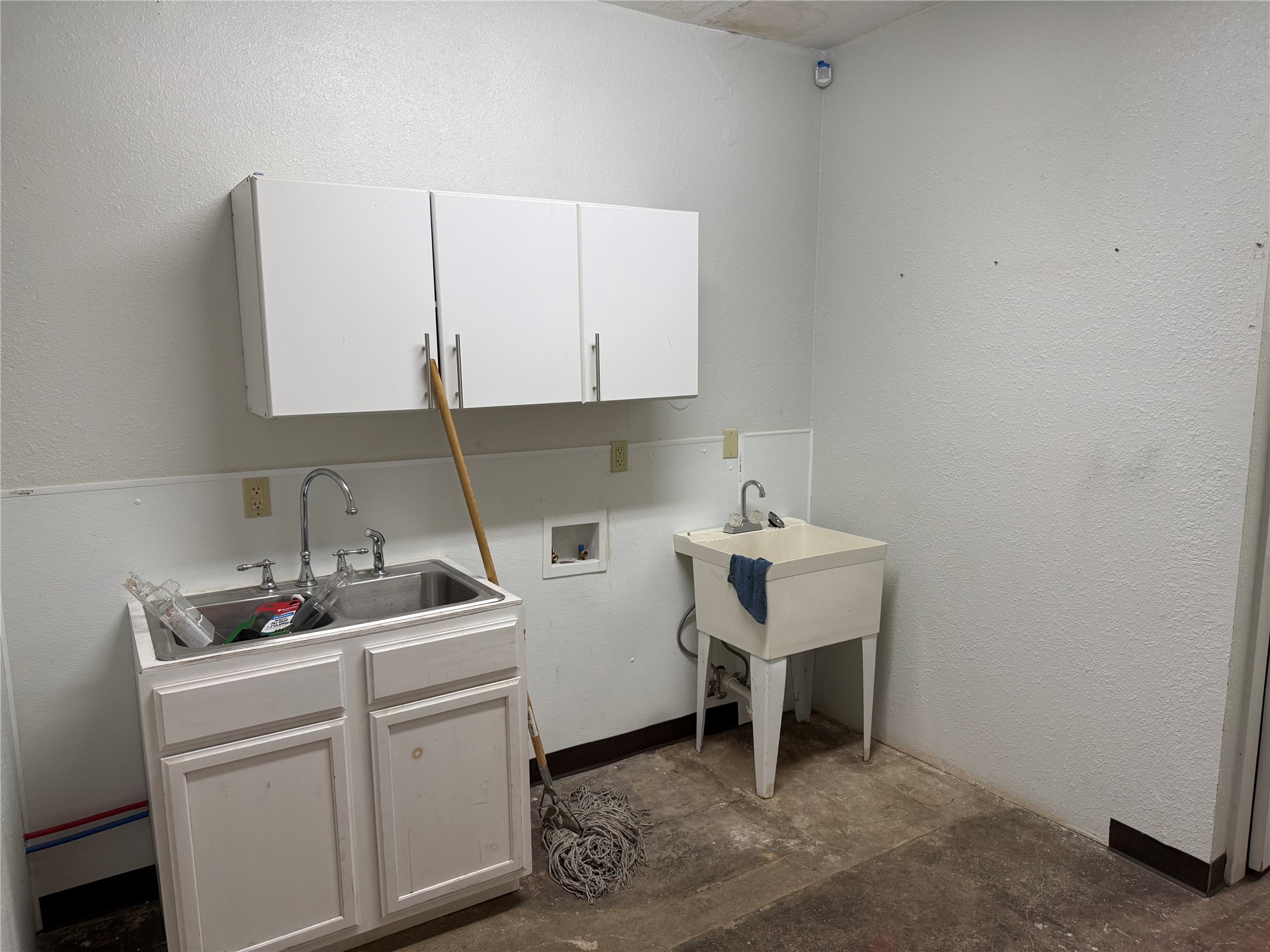 314 W Main Street Property Photo 14