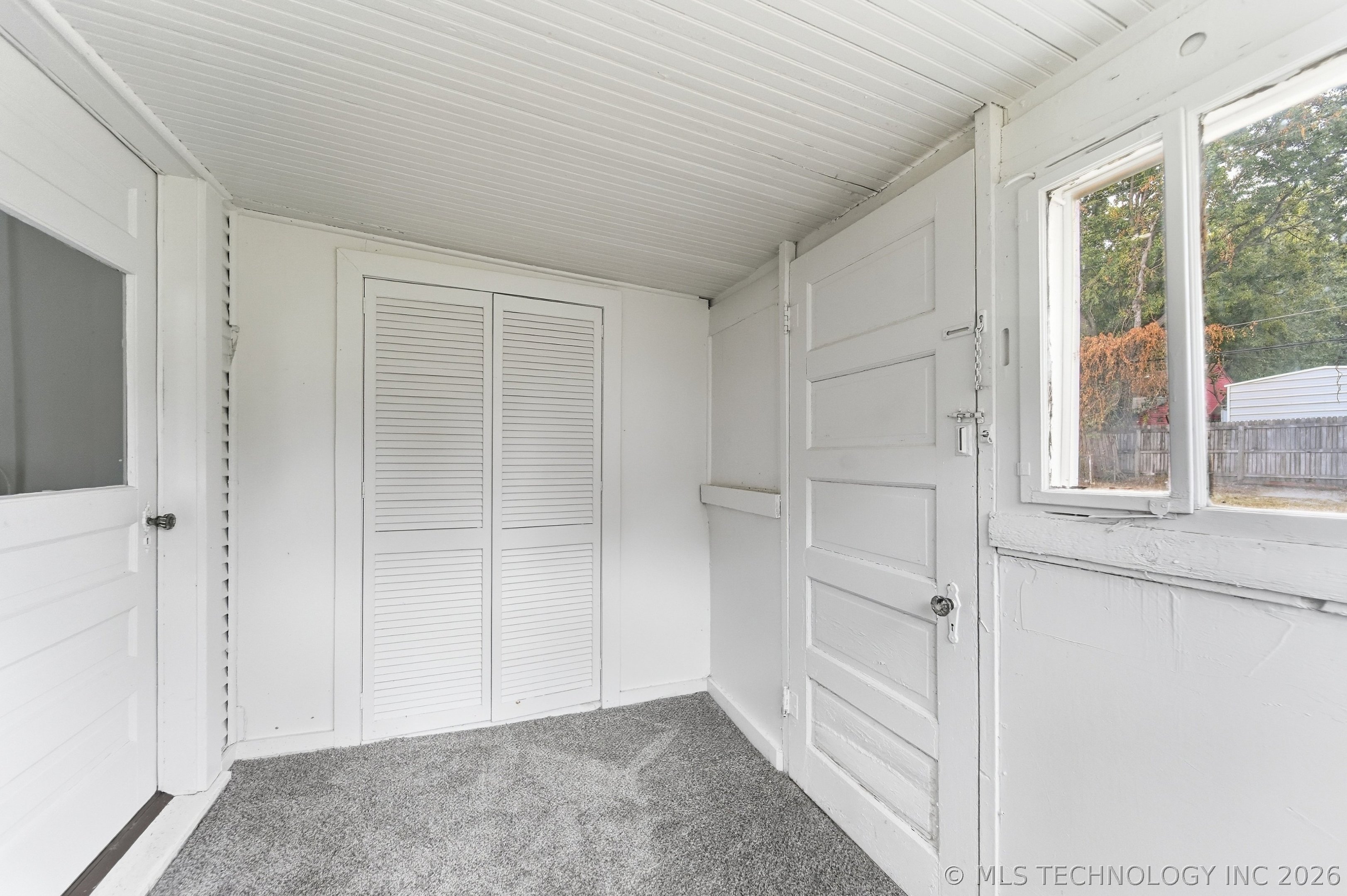 122 N Louisville Avenue Property Photo 12