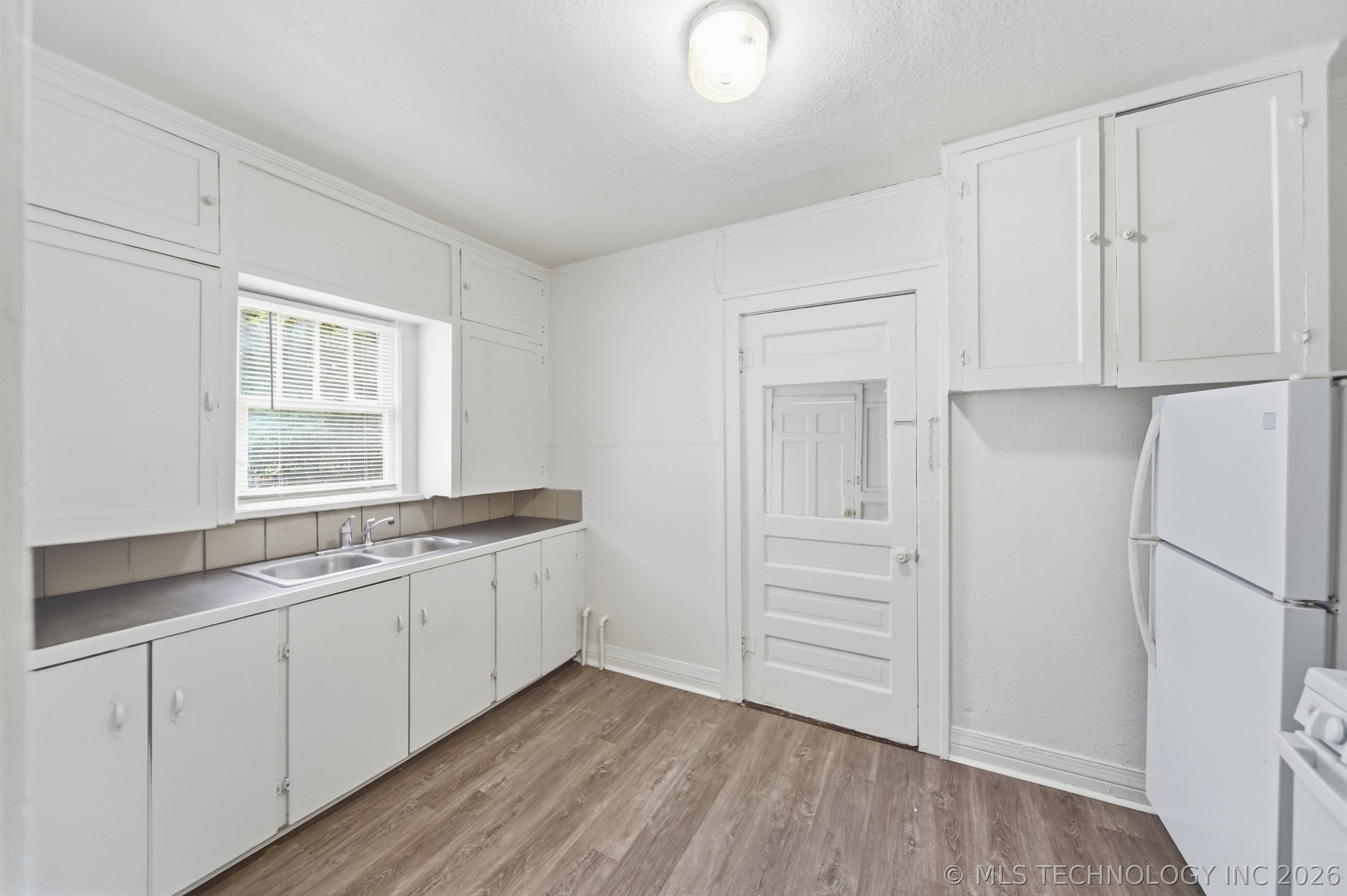 122 N Louisville Avenue Property Photo 20
