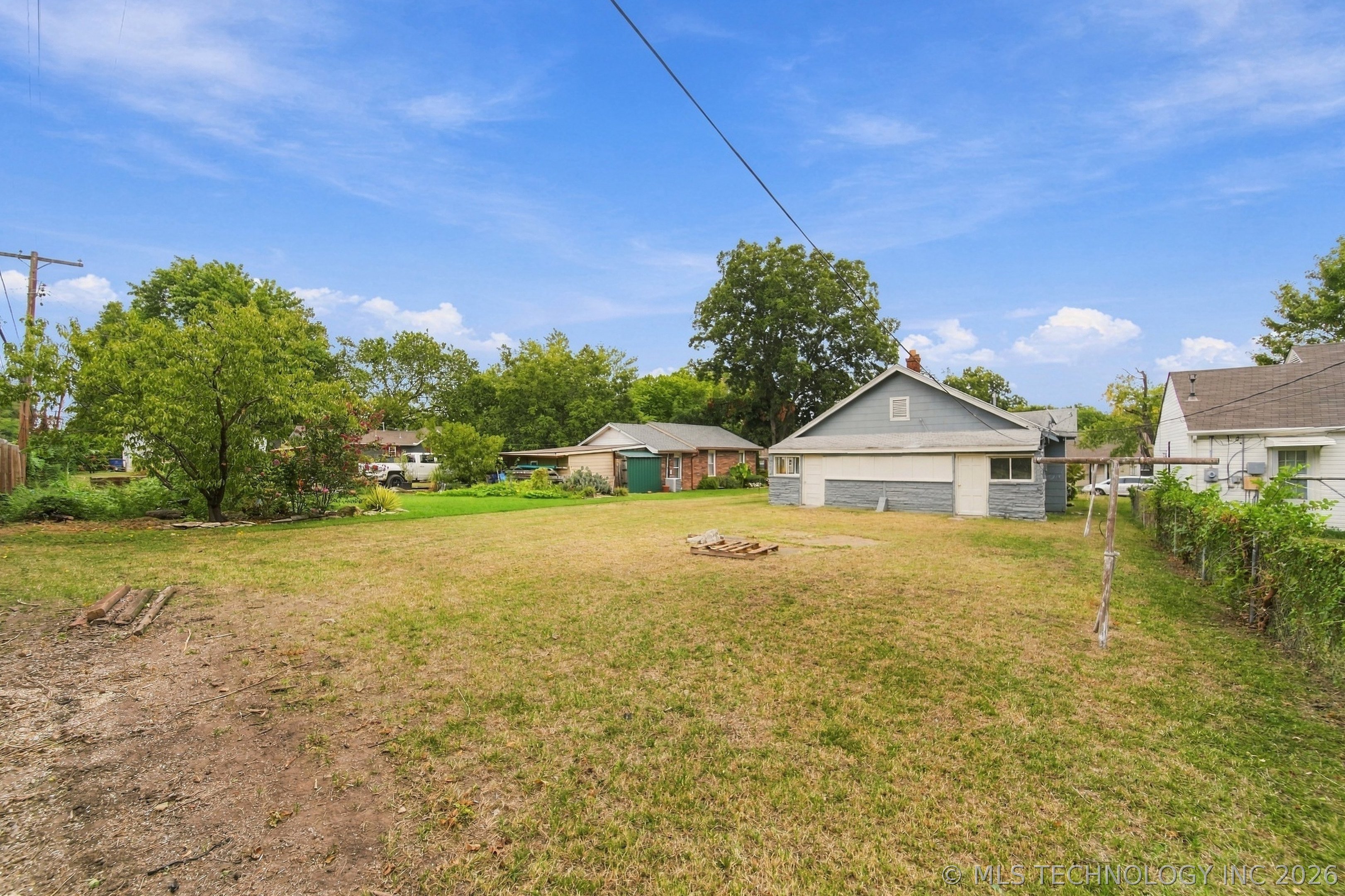 122 N Louisville Avenue Property Photo 28