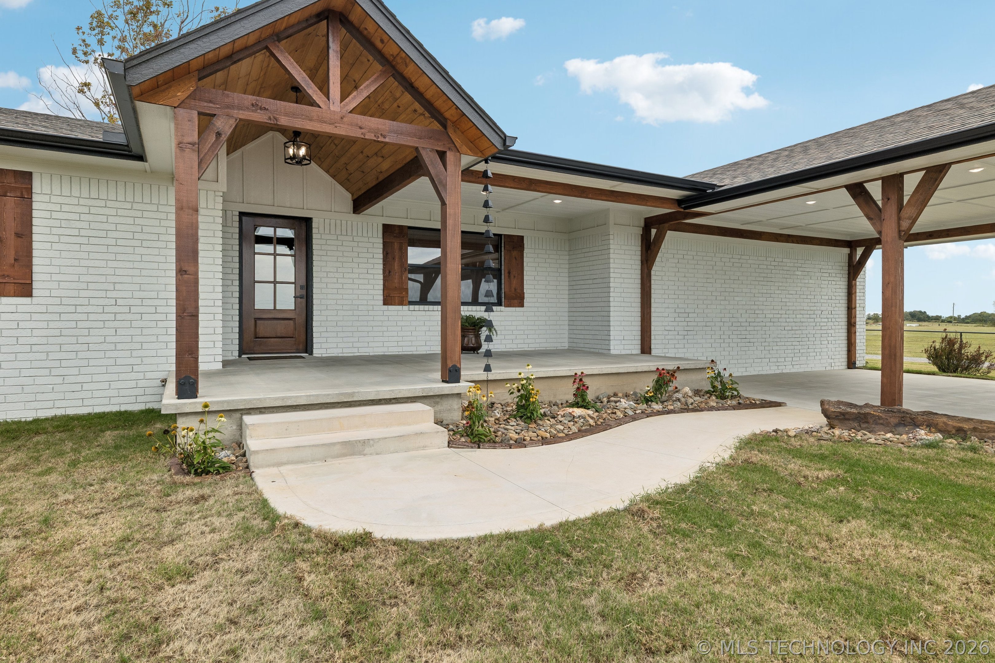 9168 S 428 Property Photo 2