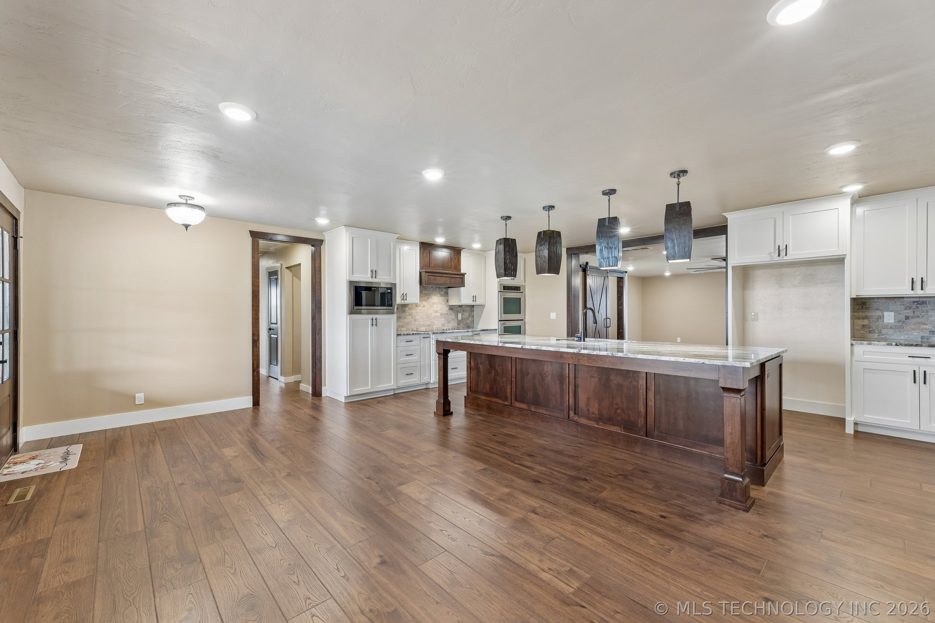 9168 S 428 Property Photo 6