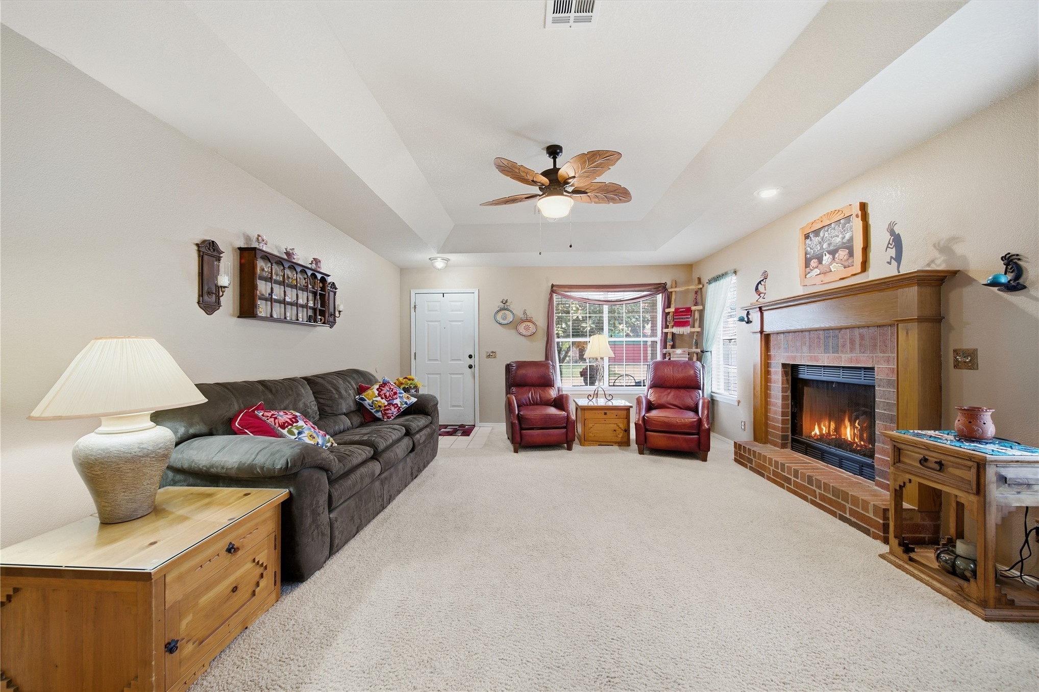 1705 W Fort Worth Street Property Photo 7