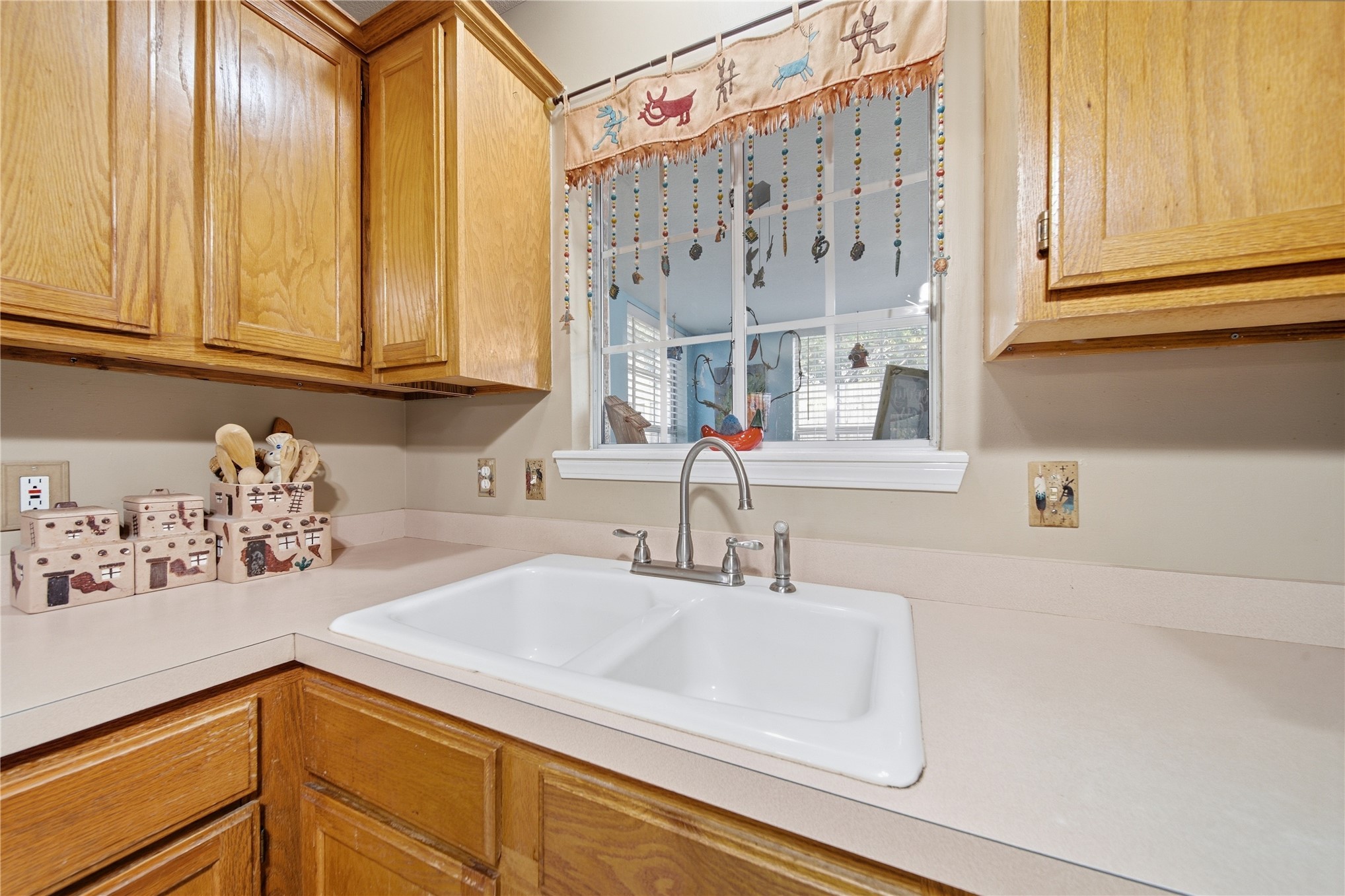 1705 W Fort Worth Street Property Photo 15